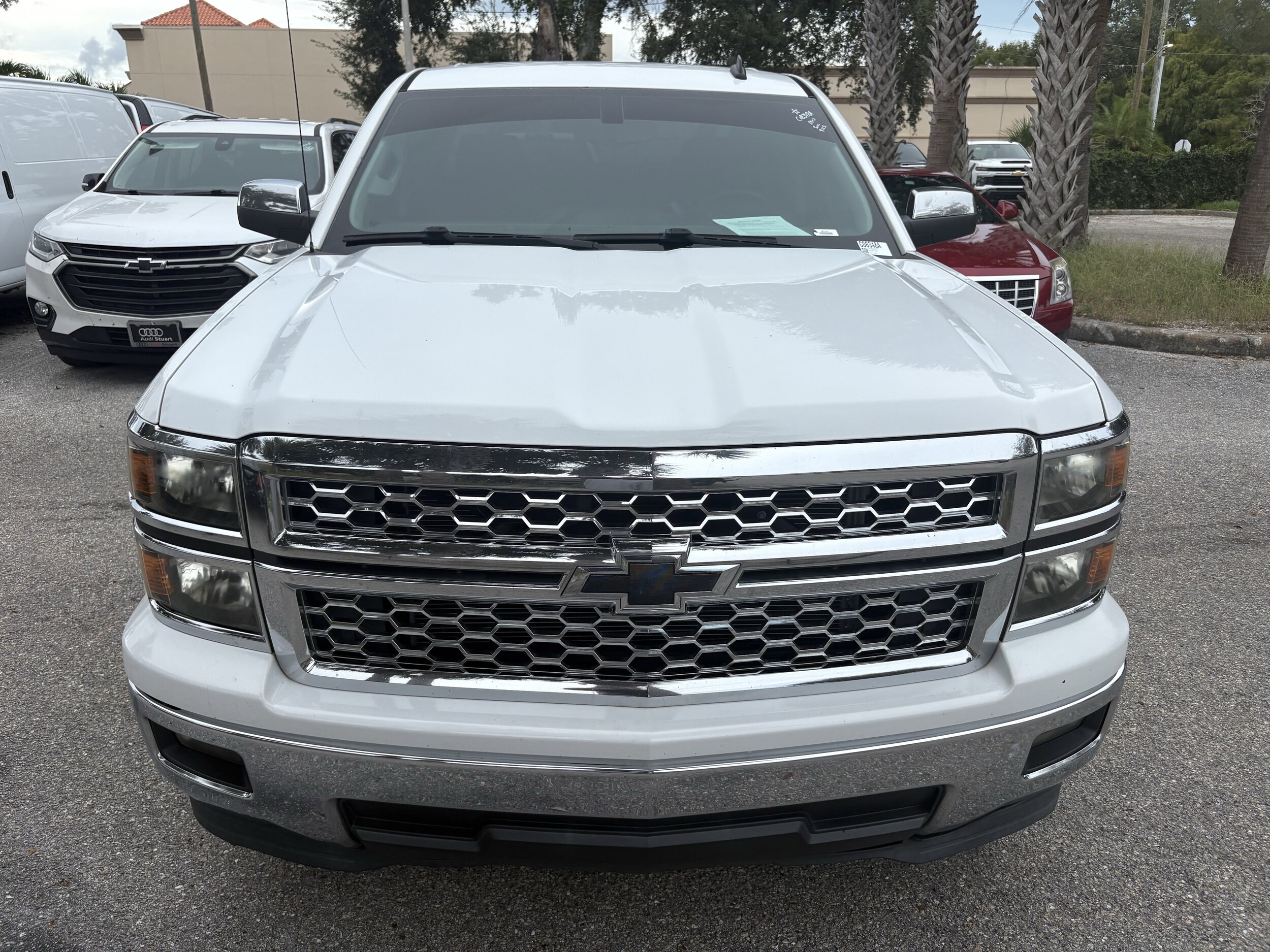 2014 Chevrolet Silverado 1500 LT photo 2