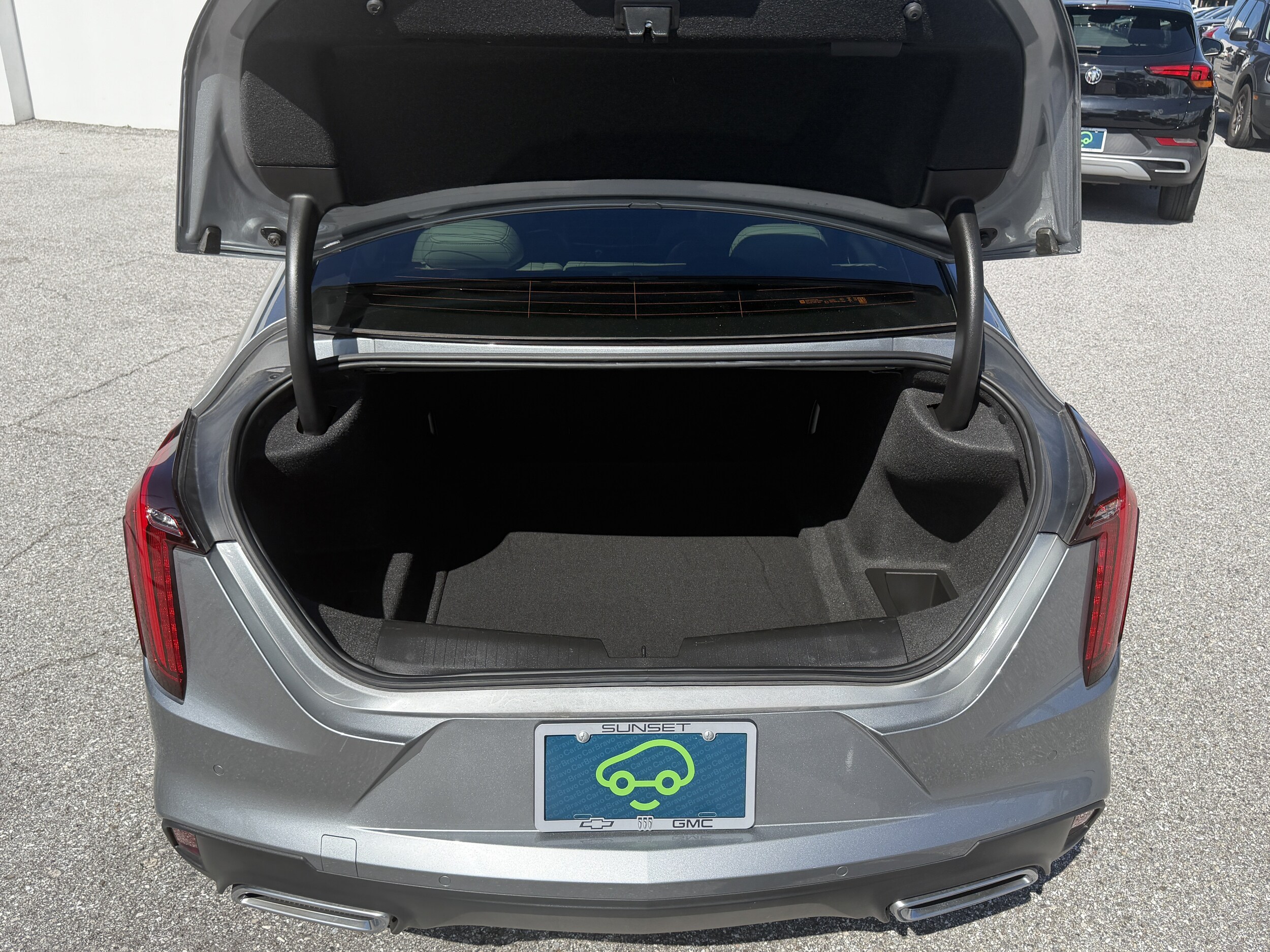 2024 Cadillac CT4 Luxury - Photo 12