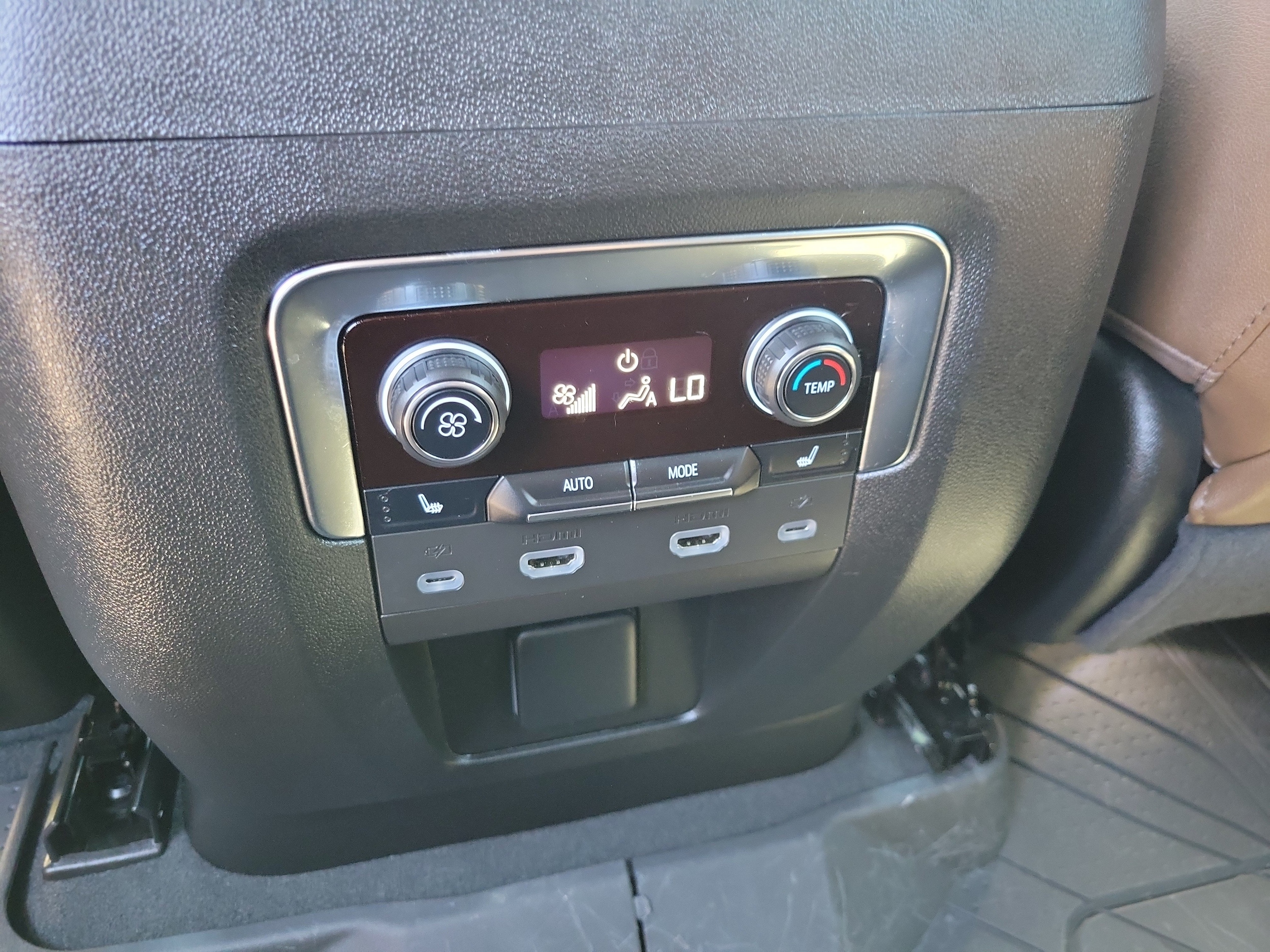 2024 Chevrolet Suburban High Country - Photo 15