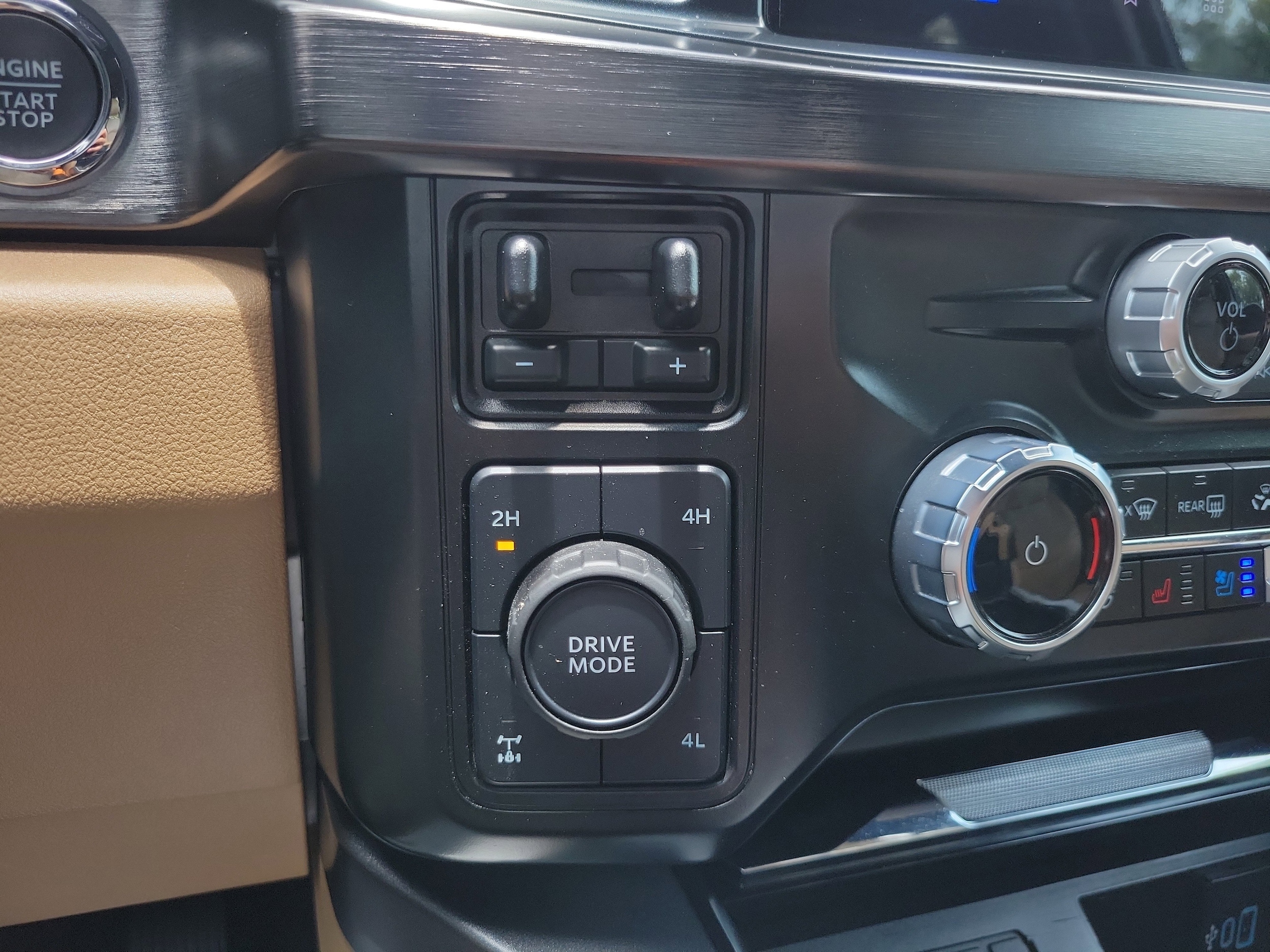 2023 Ford F-250 Super Duty Lariat - Photo 28