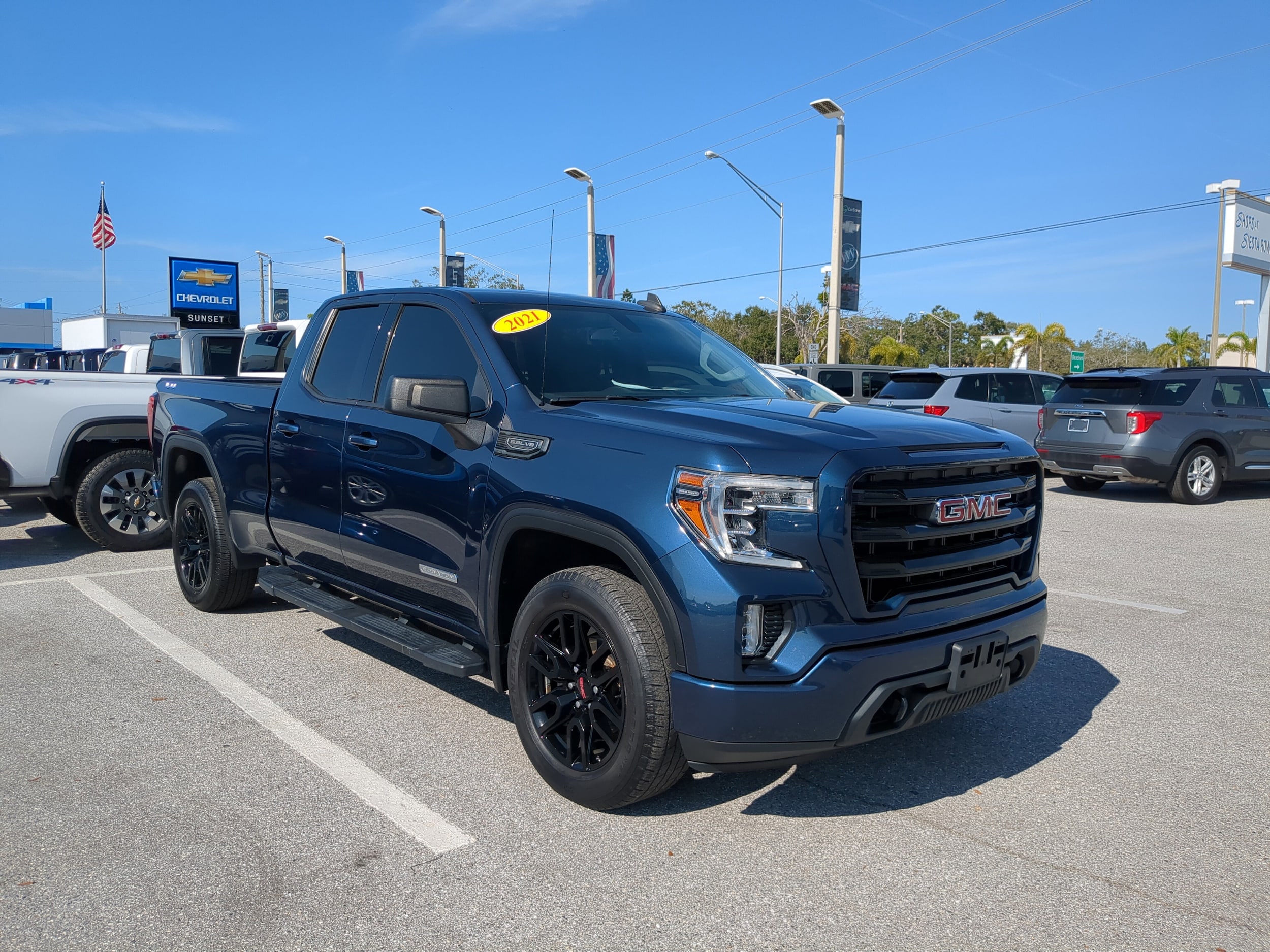 2021 GMC Sierra 1500 Elevation's photo
