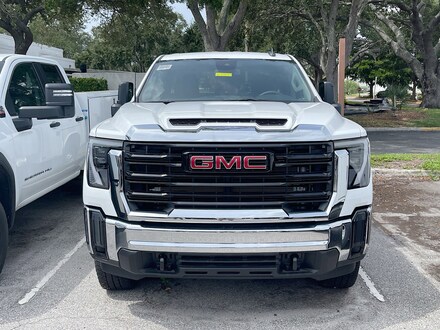 2024 GMC Sierra 3500 HD Pro Truck