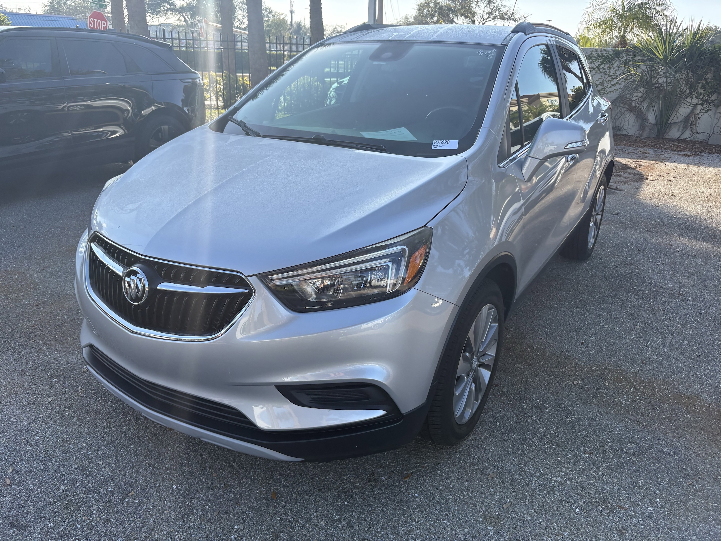 2019 Buick Encore Preferred's photo