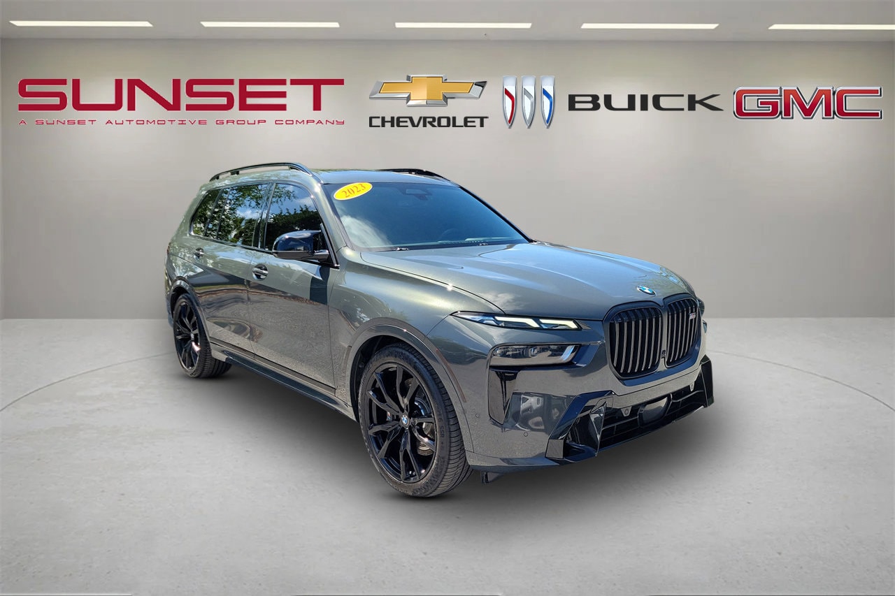 2023 BMW X7