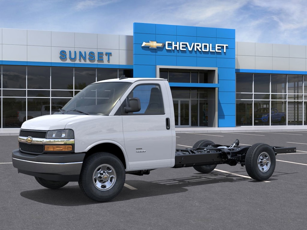 New 2025 Chevrolet Express Cutaway 3500 1WT Cutaway Van
