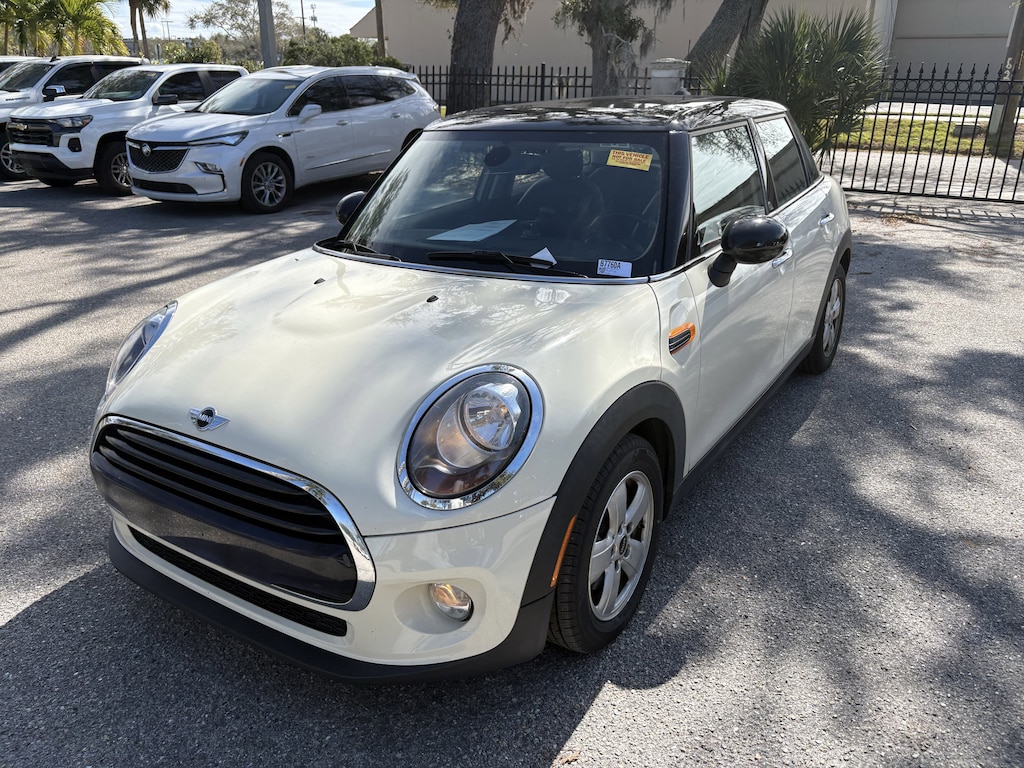 Used 2018 MINI Hardtop Cooper Hatchback