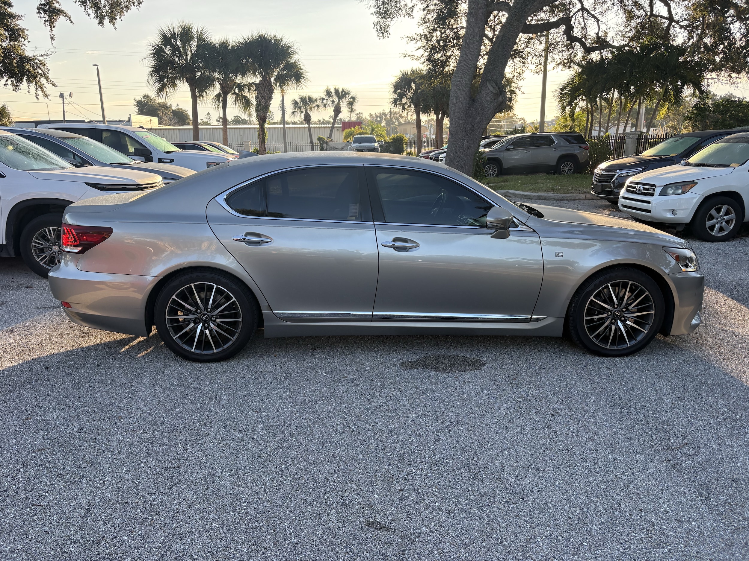 2016 Lexus LS Base - Photo 8