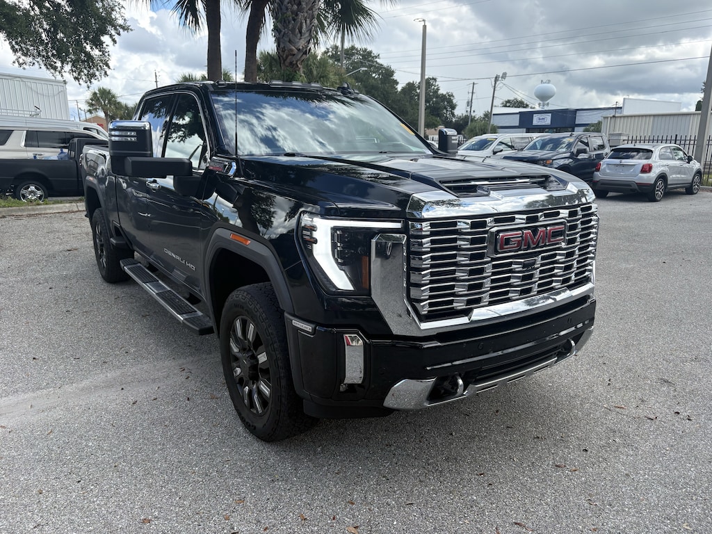 Used 2024 GMC Sierra 2500 HD Denali Truck
