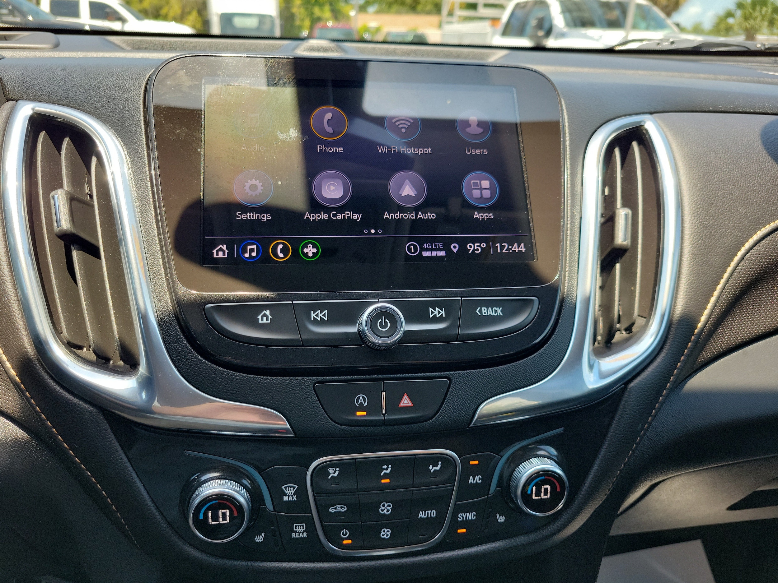 2023 Chevrolet Equinox Premier - Photo 19