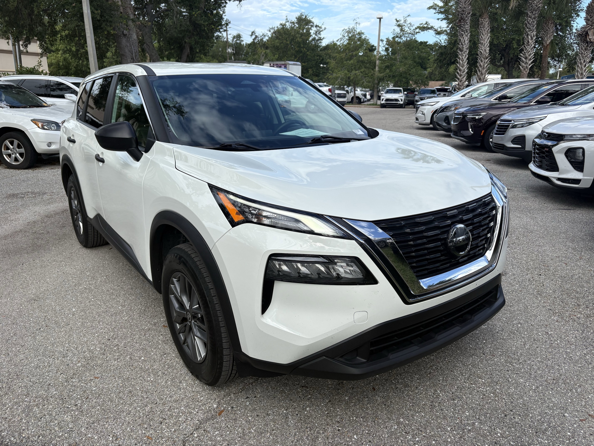 2021 Nissan Rogue S AWD's photo