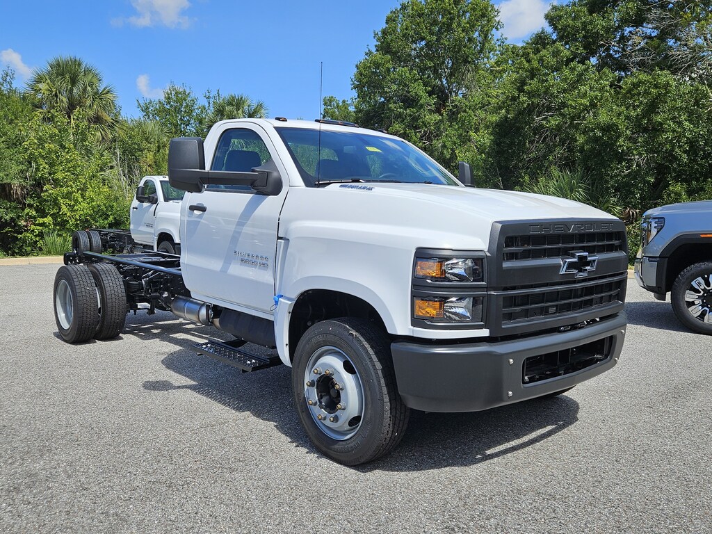 New 2024 Chevrolet Silverado 5500 HD Work Truck Truck