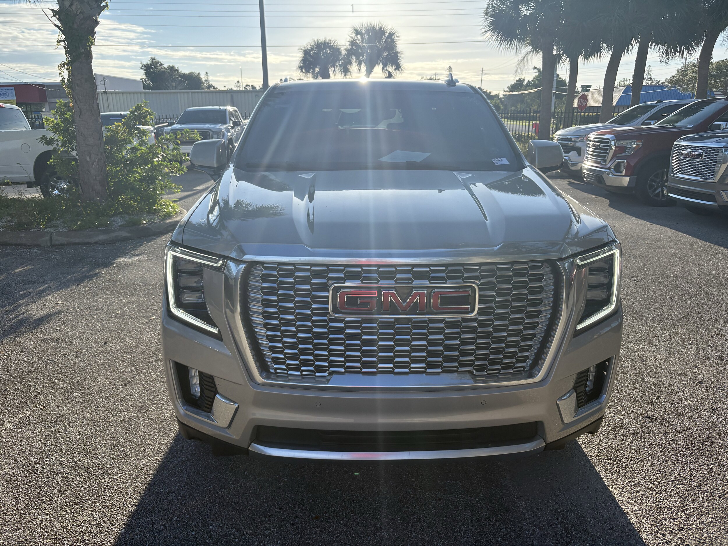 2021 Gmc Yukon Denali photo 2