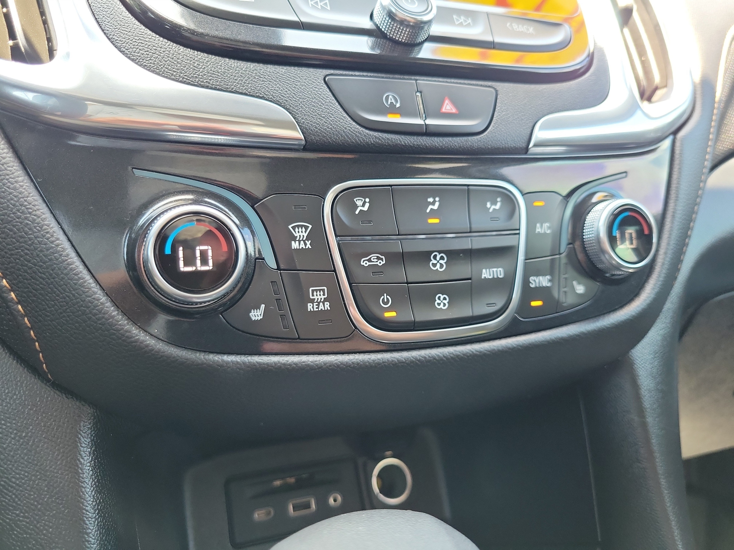 2023 Chevrolet Equinox Premier - Photo 23