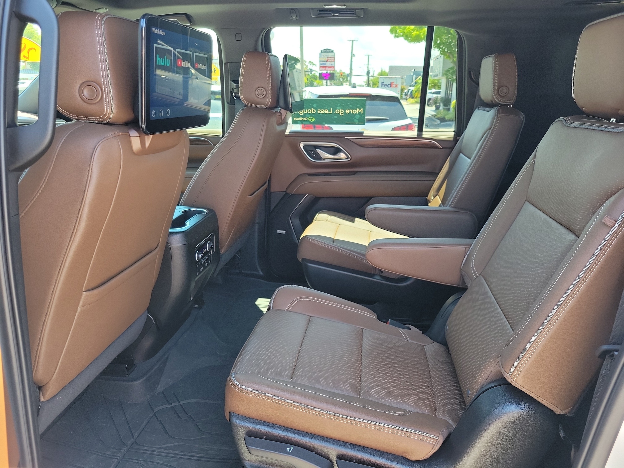 2024 Chevrolet Suburban High Country - Photo 17