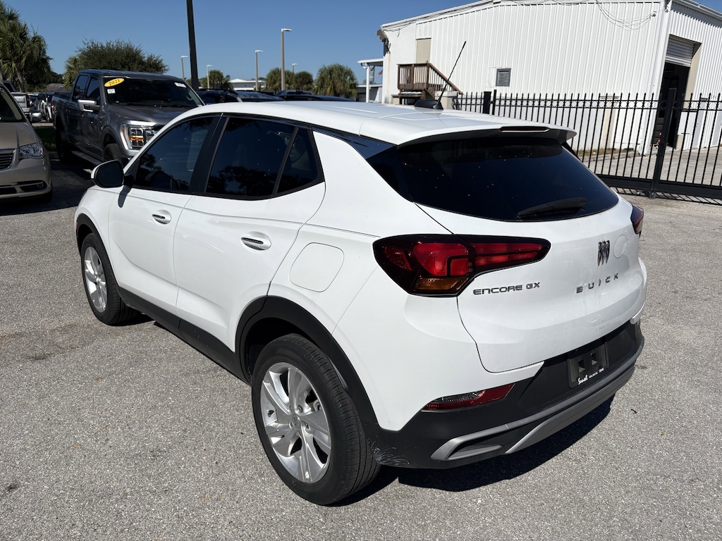 Used 2024 Buick Encore GX Preferred SUV
