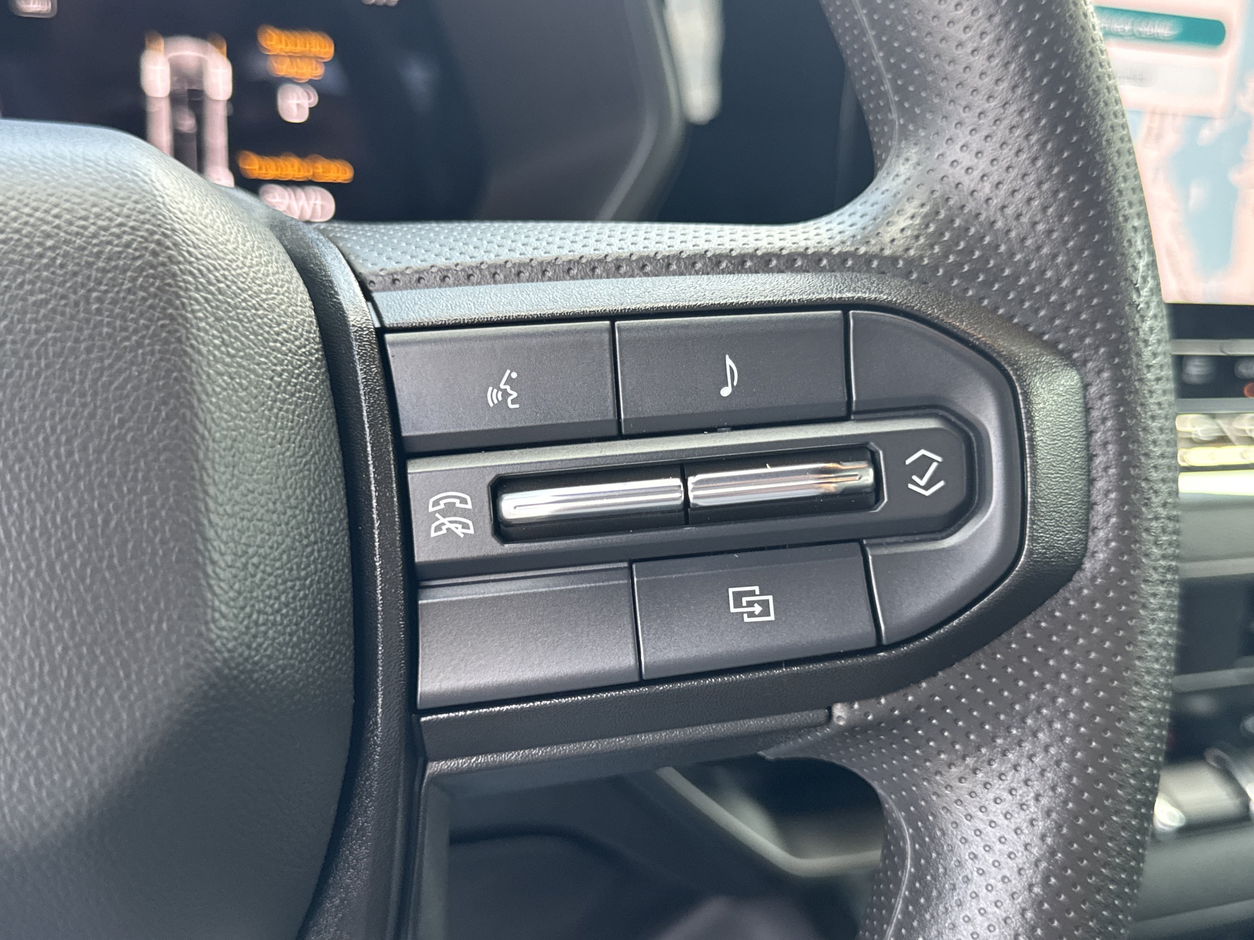 2024 Chevrolet Colorado Trail Boss - Photo 31