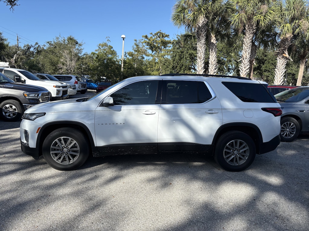 Used 2023 Chevrolet Traverse LT Cloth SUV