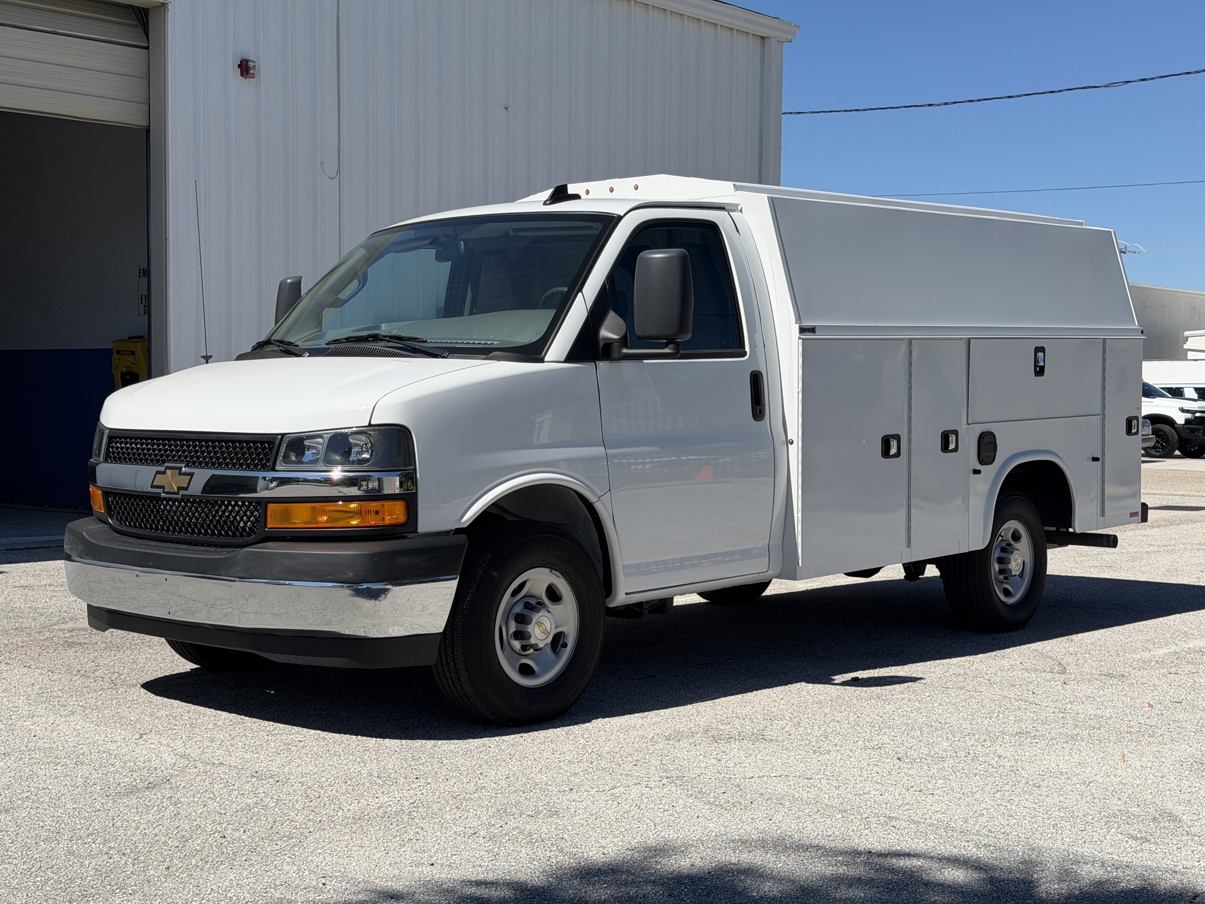 New 2025 Chevrolet Express Cutaway 3500 1WT Cutaway Van