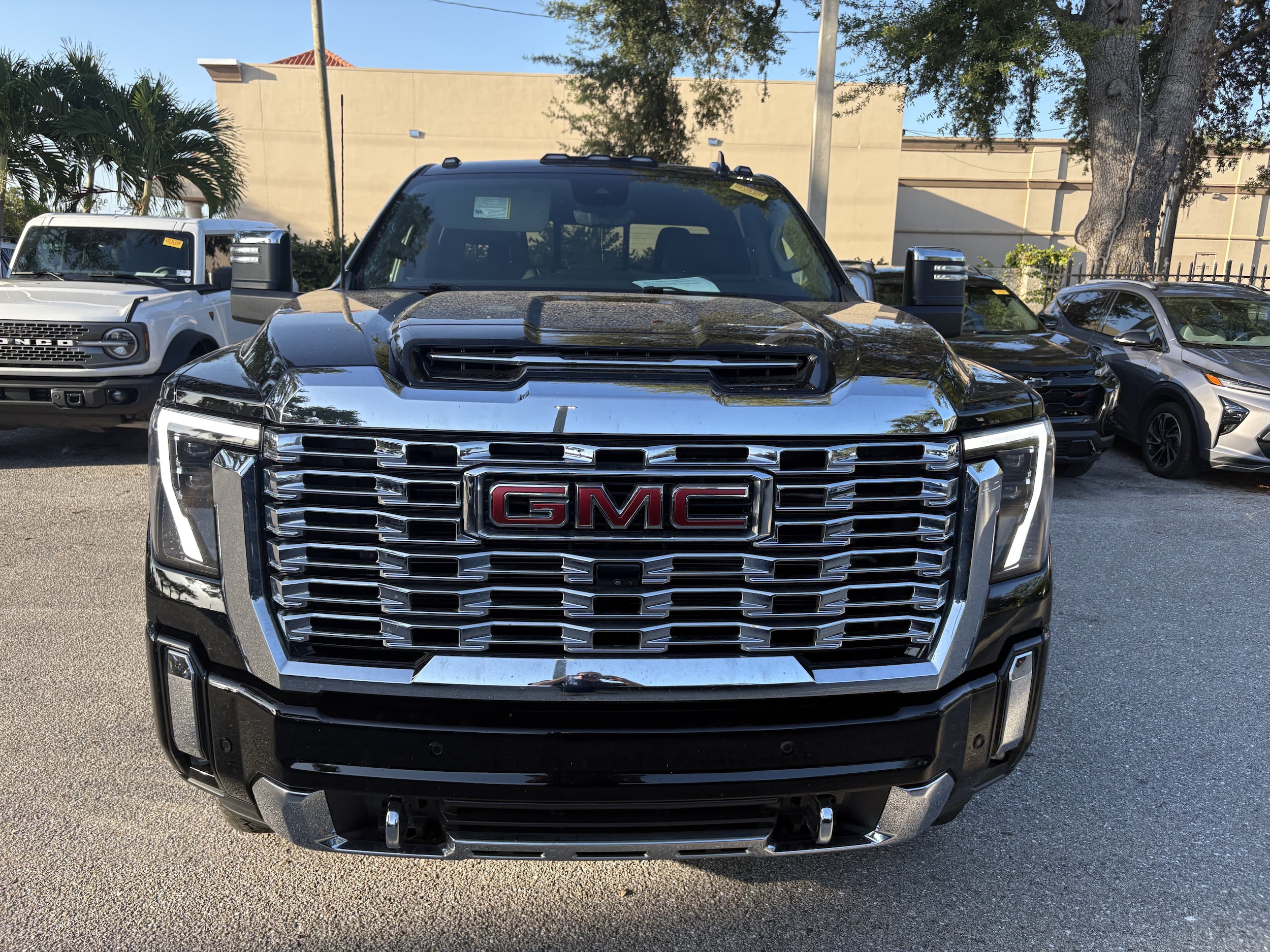 1GT4UREY6SF143432