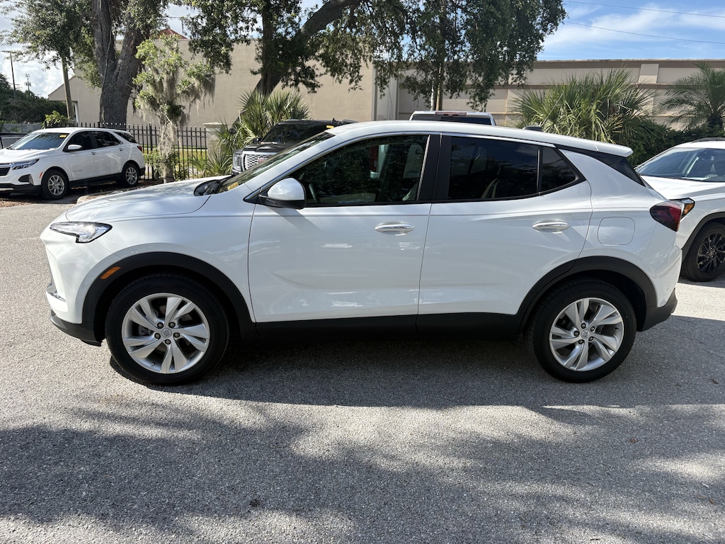 Used 2024 Buick Encore GX Preferred SUV