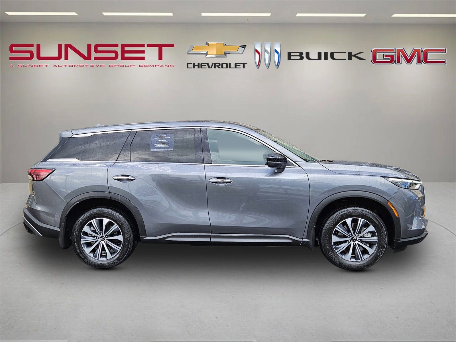 2024 Infiniti QX60 Pure photo 4