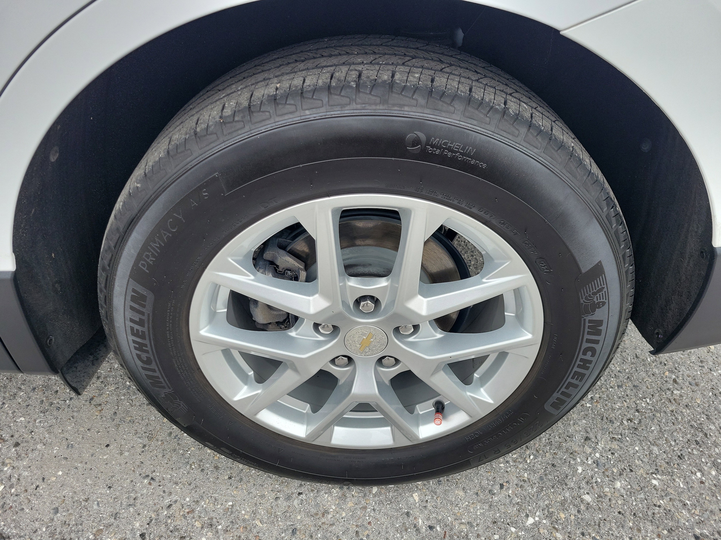 2024 Chevrolet Equinox LT - Photo 31