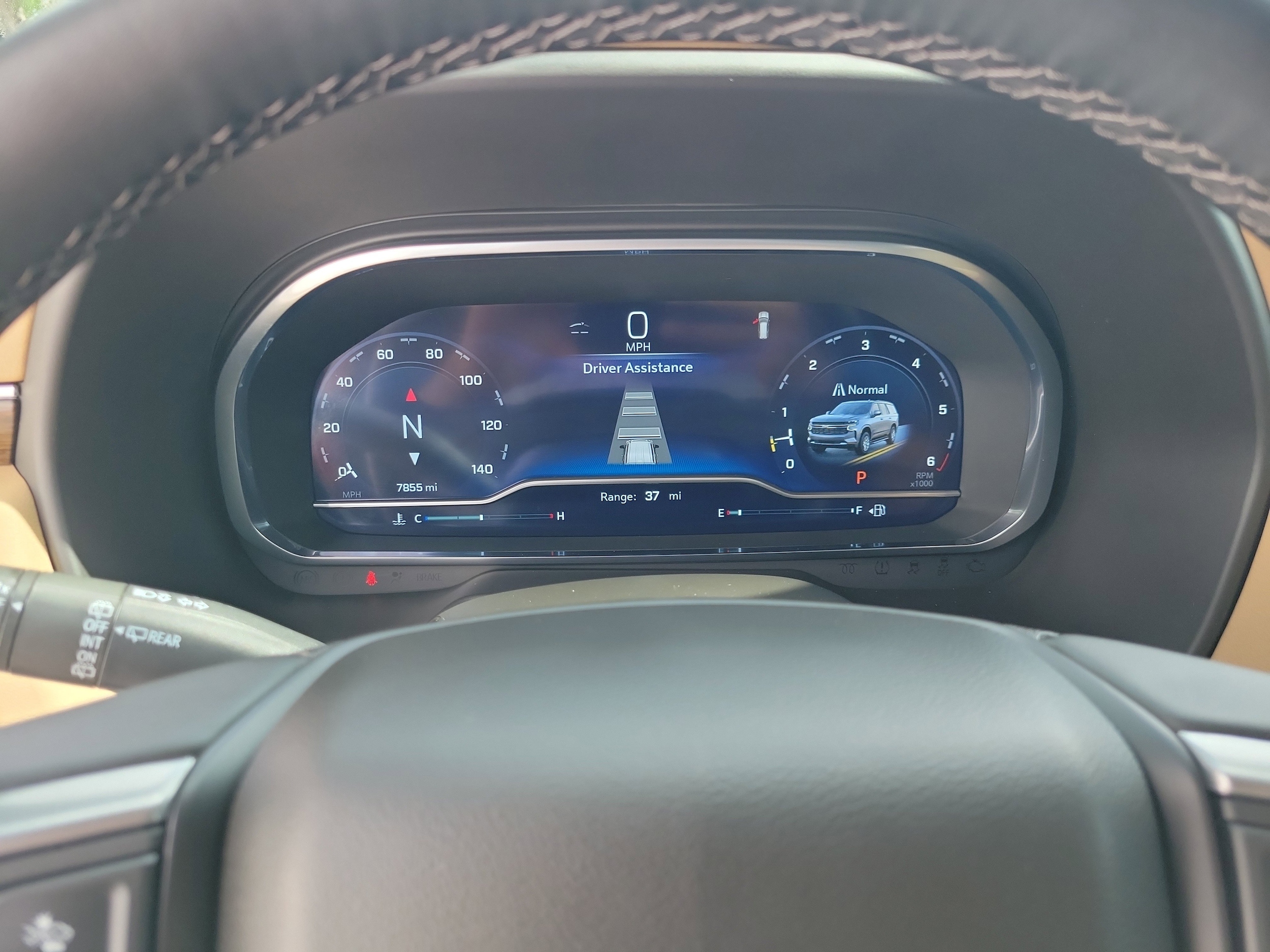 2024 Chevrolet Suburban Premier - Photo 30