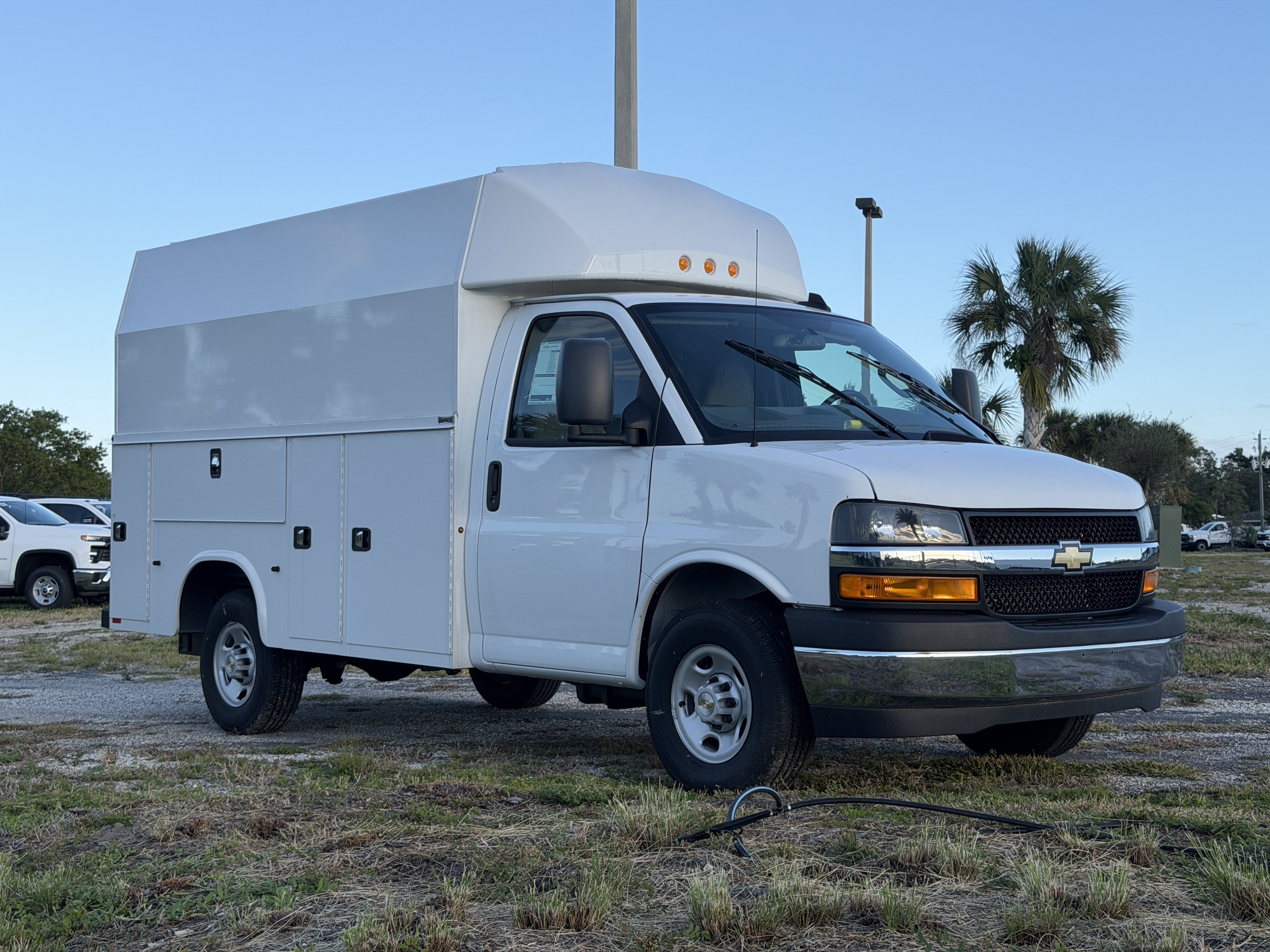  Chevrolet Express Cutaway 3500