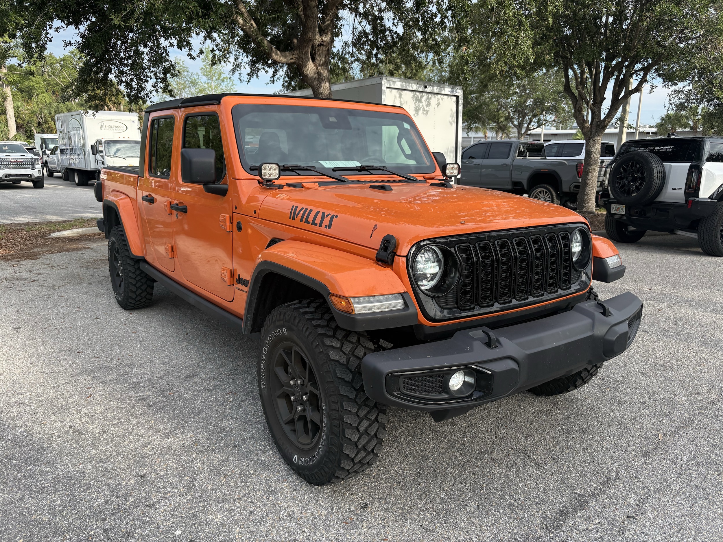 2025 Jeep Gladiator Willys Auto's photo