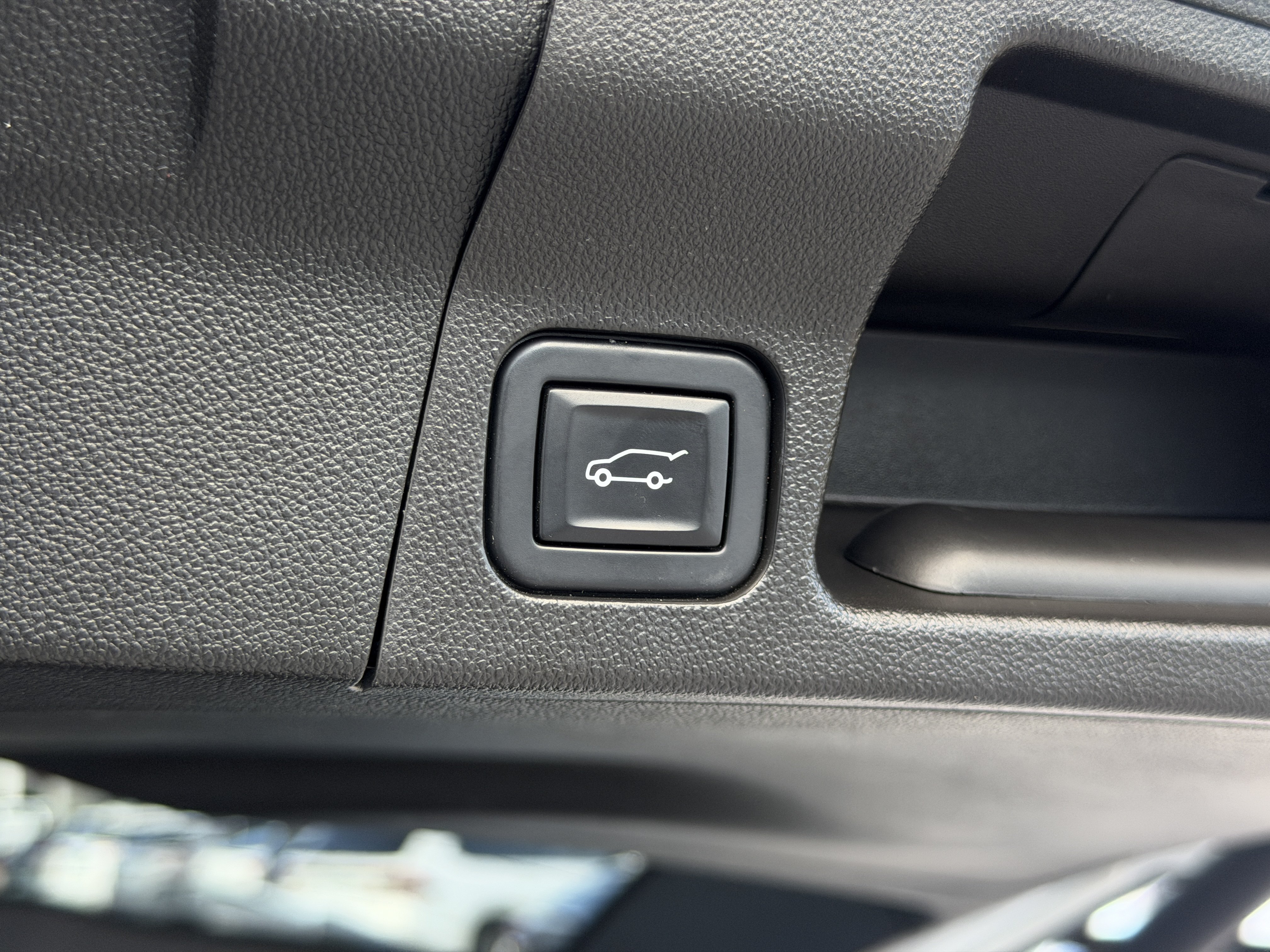 2022 GMC Acadia SLT - Photo 12