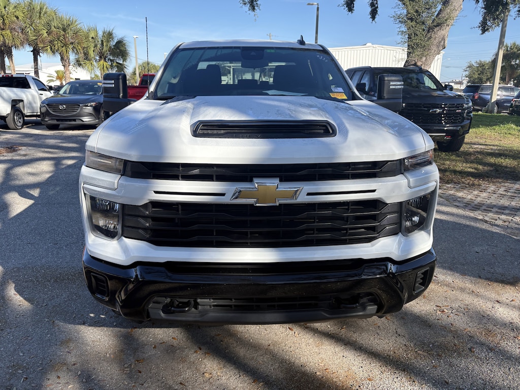 Used 2024 Chevrolet Silverado 2500 HD Custom Truck