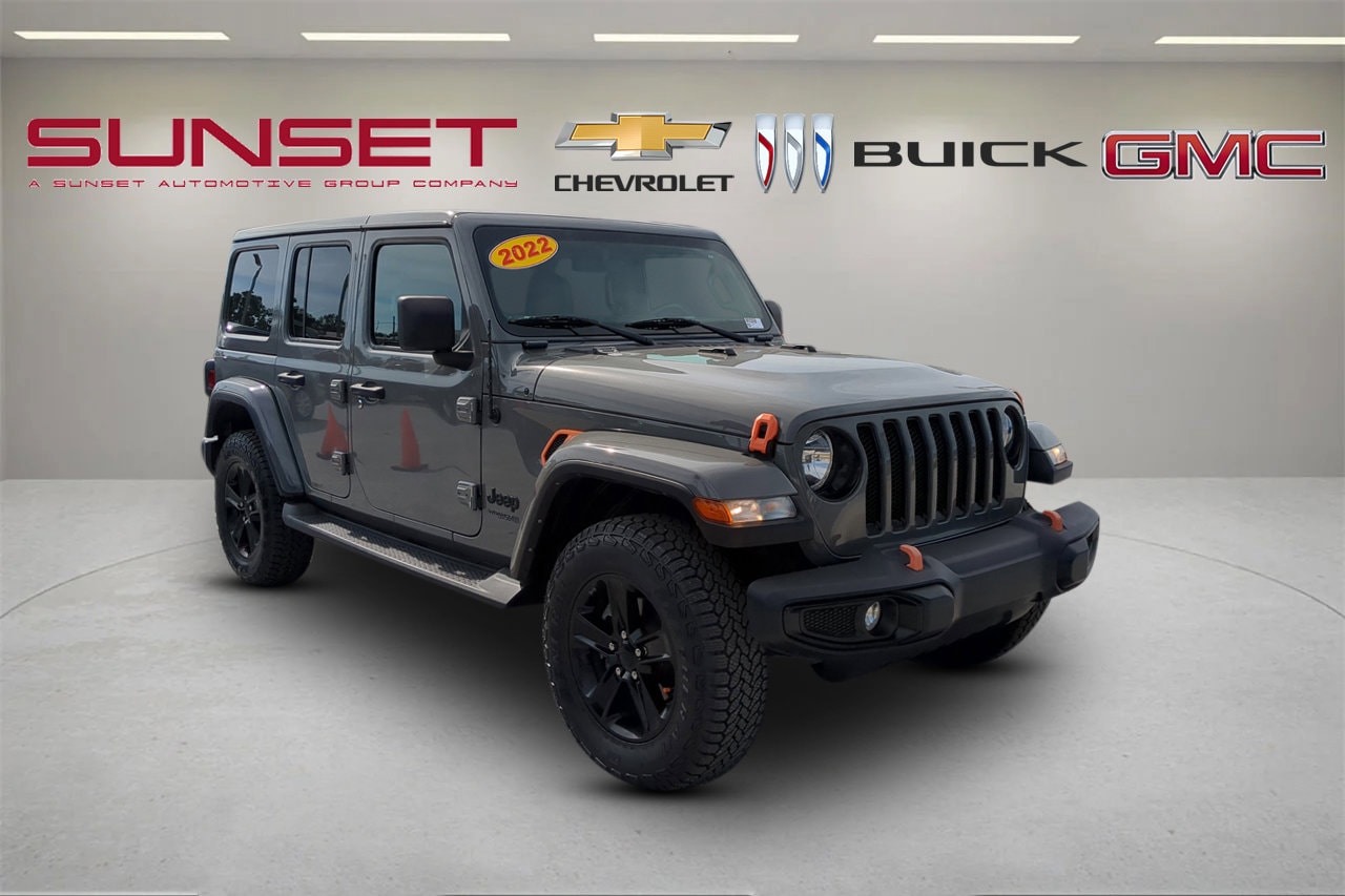 2022 Jeep Wrangler Unlimited Sahara Altitude's photo