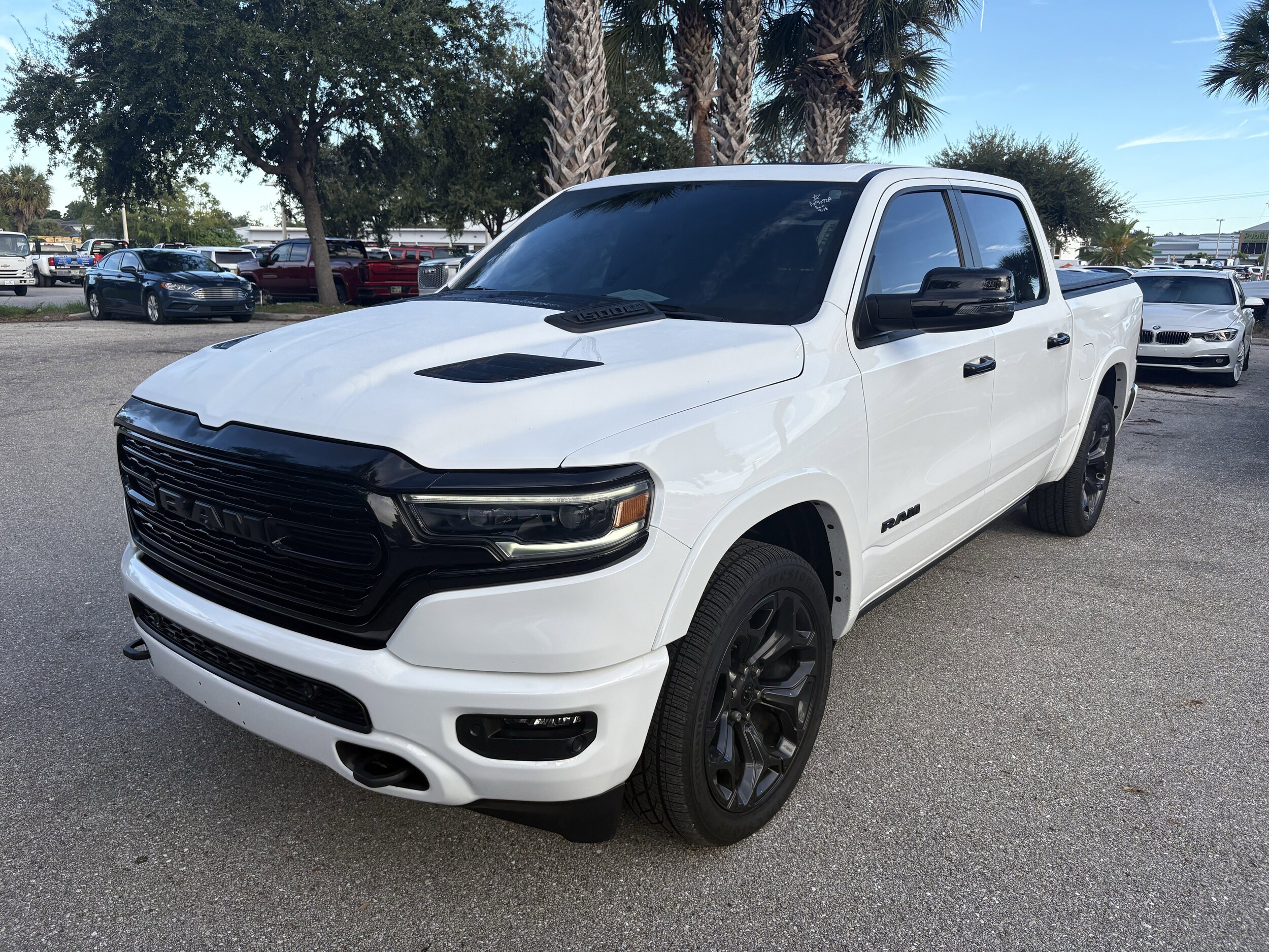2024 Ram 1500 Limited photo 3