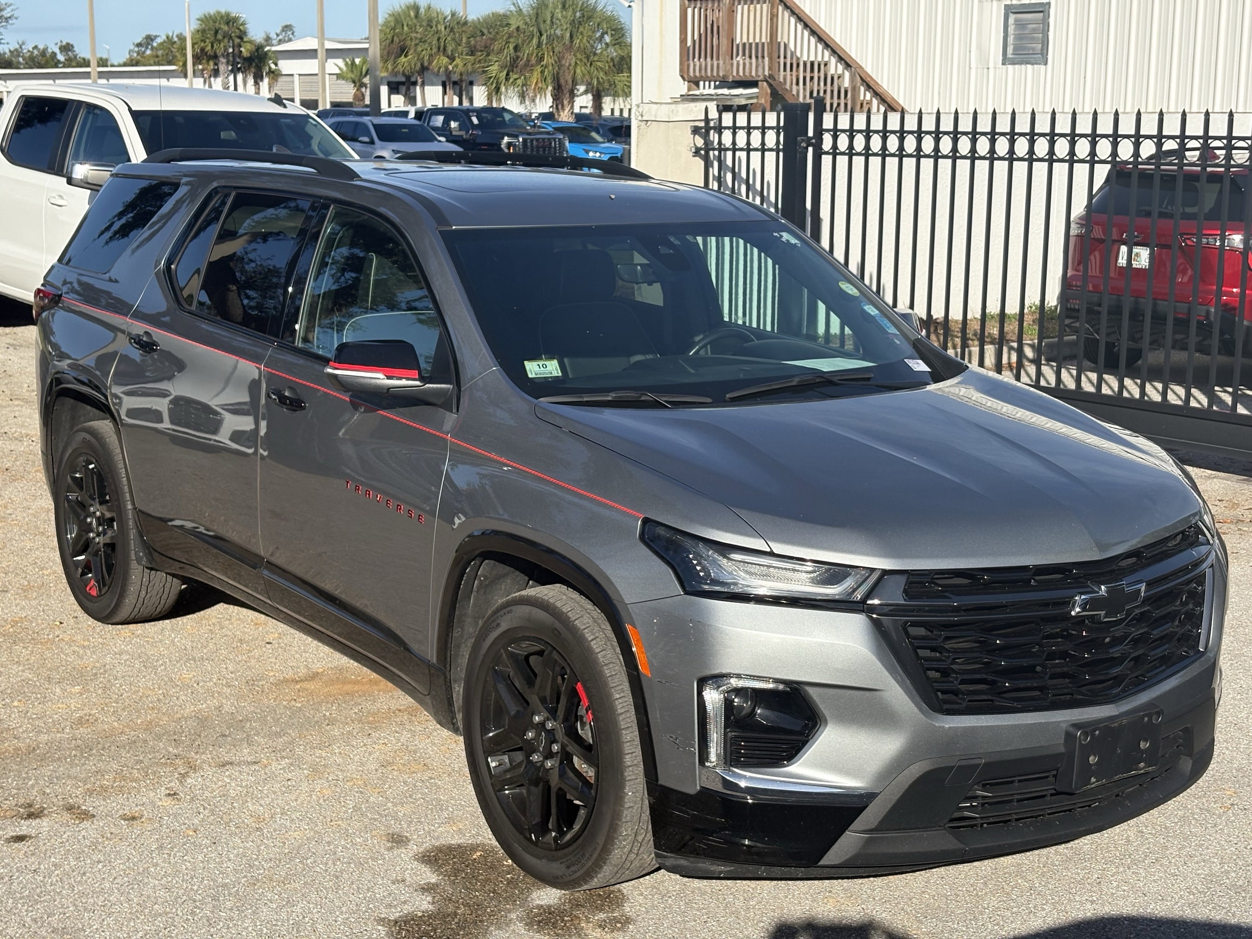 2023 Chevrolet Traverse Premier's photo