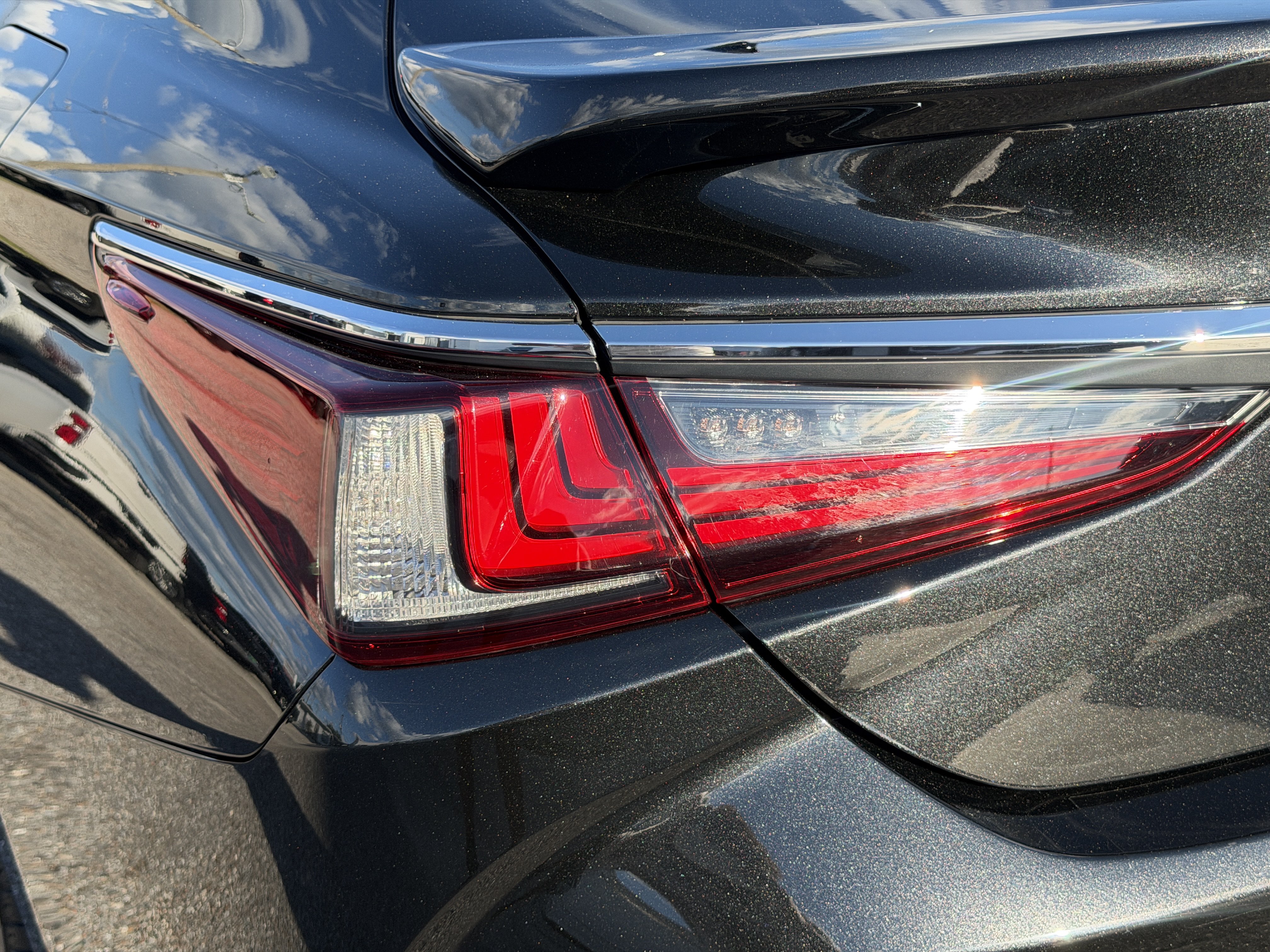 2022 Lexus ES 350 Ultra Luxury - Photo 10