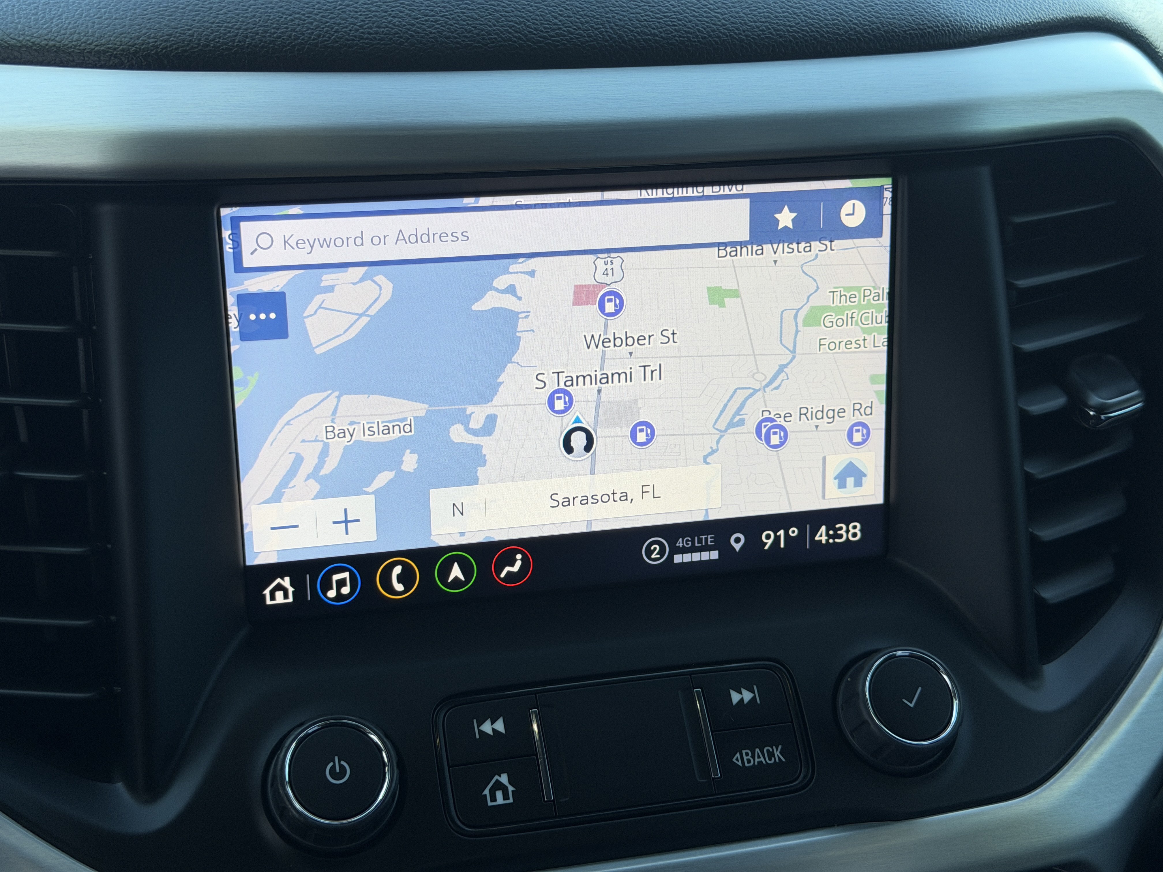 2022 GMC Acadia SLT - Photo 23