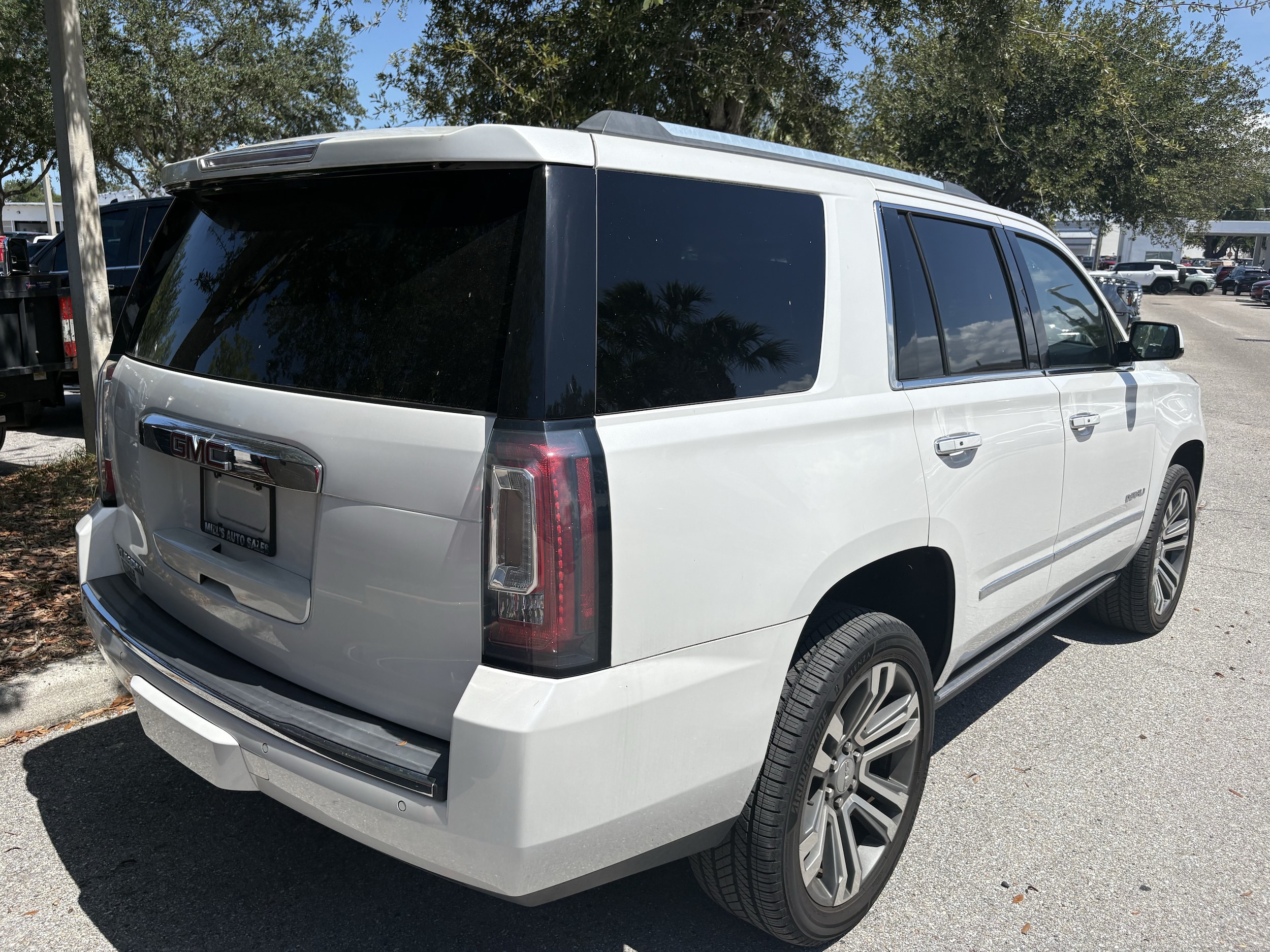 2018 GMC Yukon Denali - Photo 6