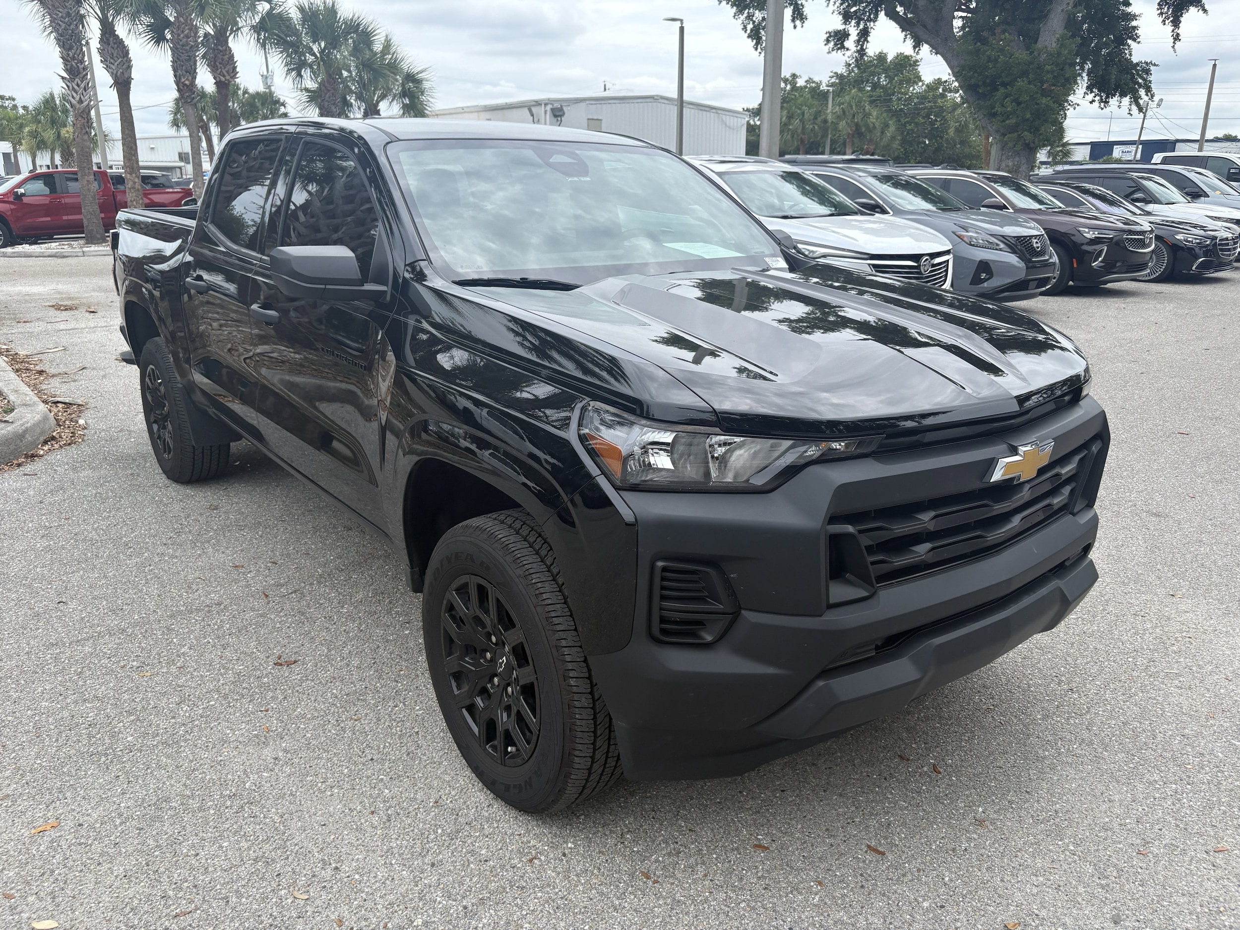 2025 Chevrolet Colorado 2WD Work Truck Crew Cab Short Box's photo