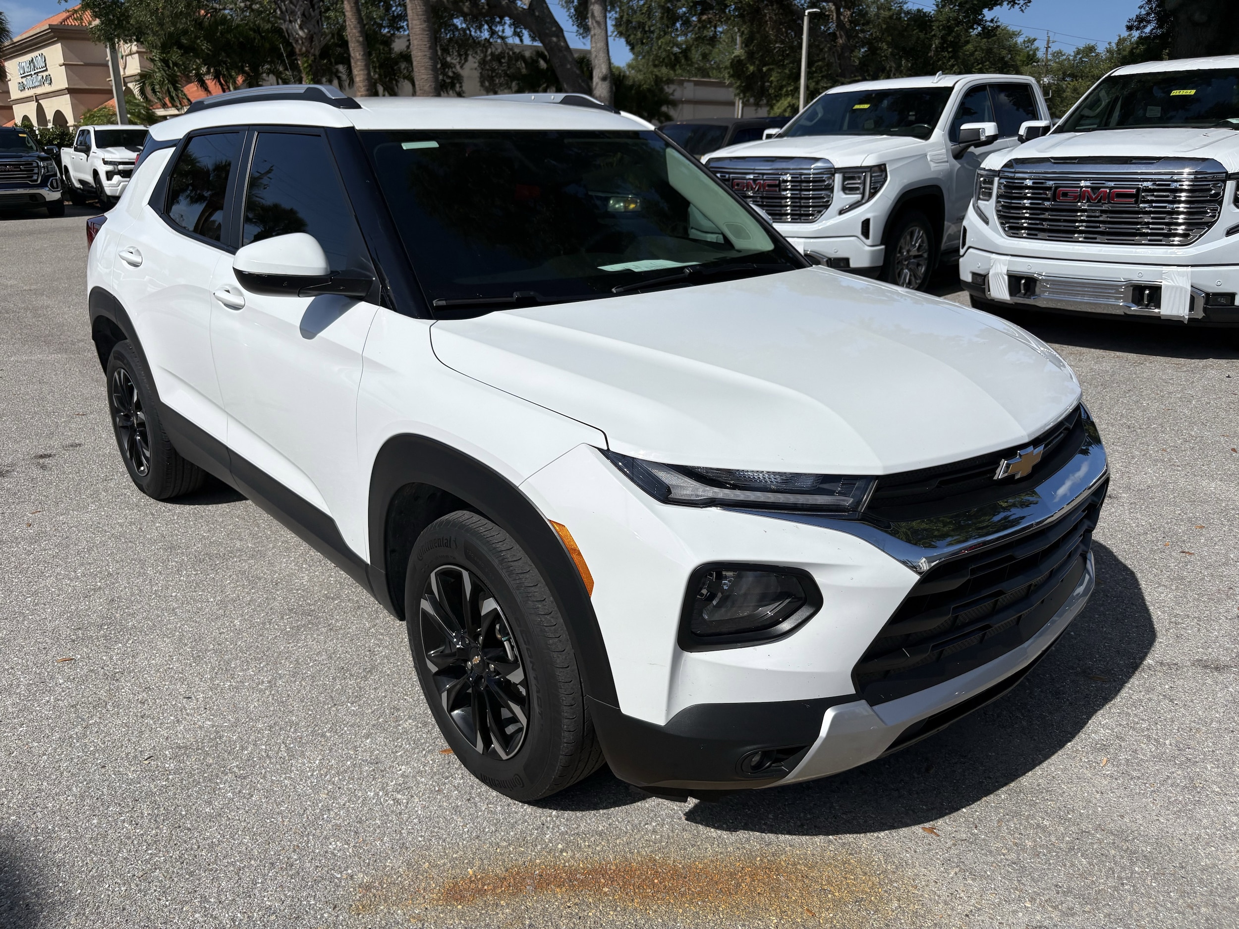 2023 Chevrolet Trailblazer LT's photo
