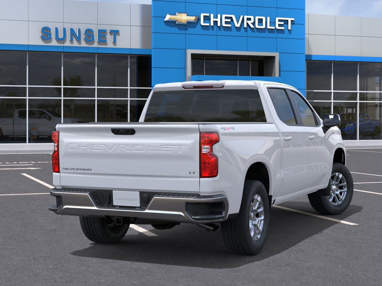 2025 Chevrolet Silverado LT photo 4