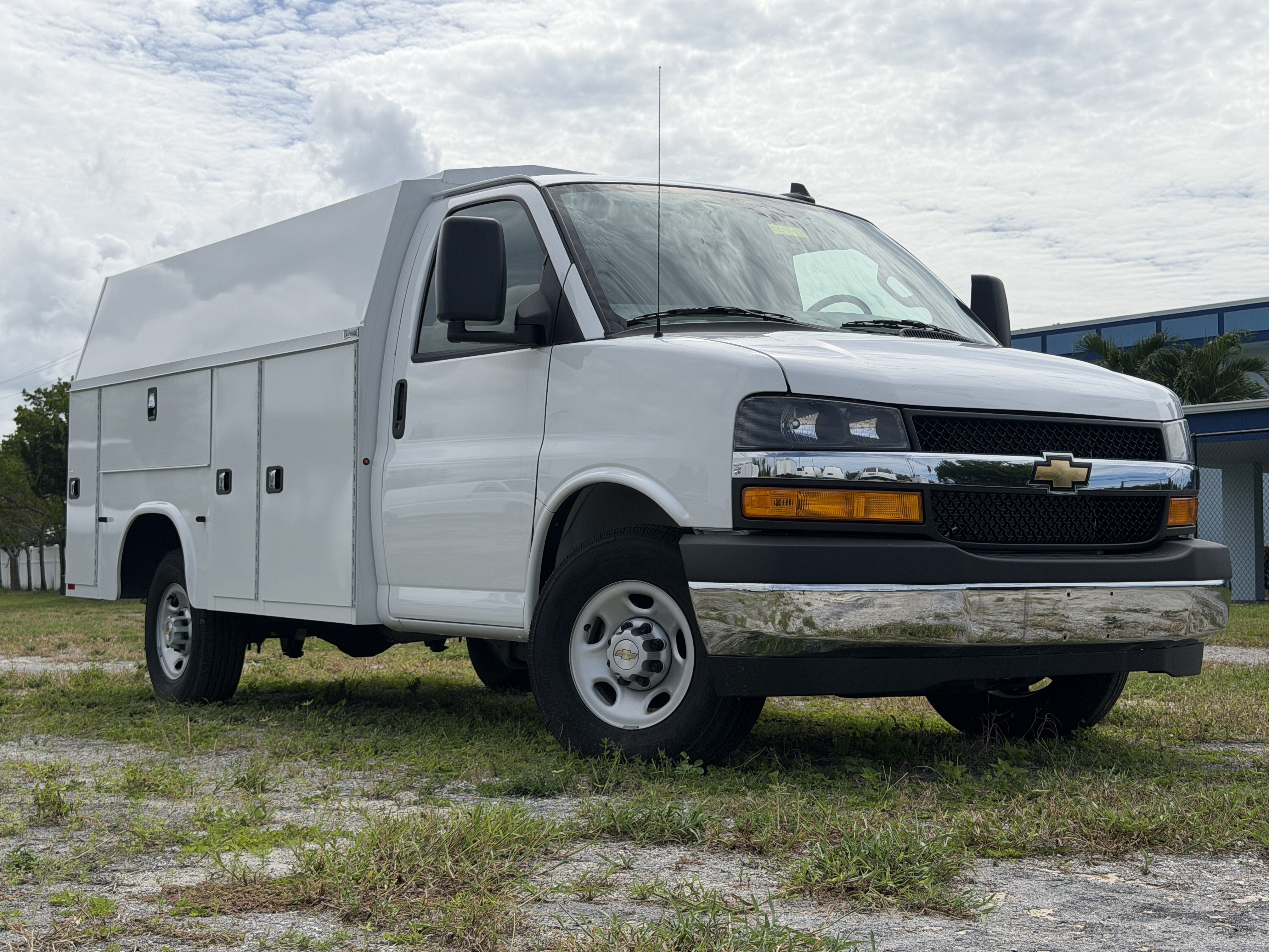 New 2025 Chevrolet Express Cutaway 3500 1WT Cutaway Van