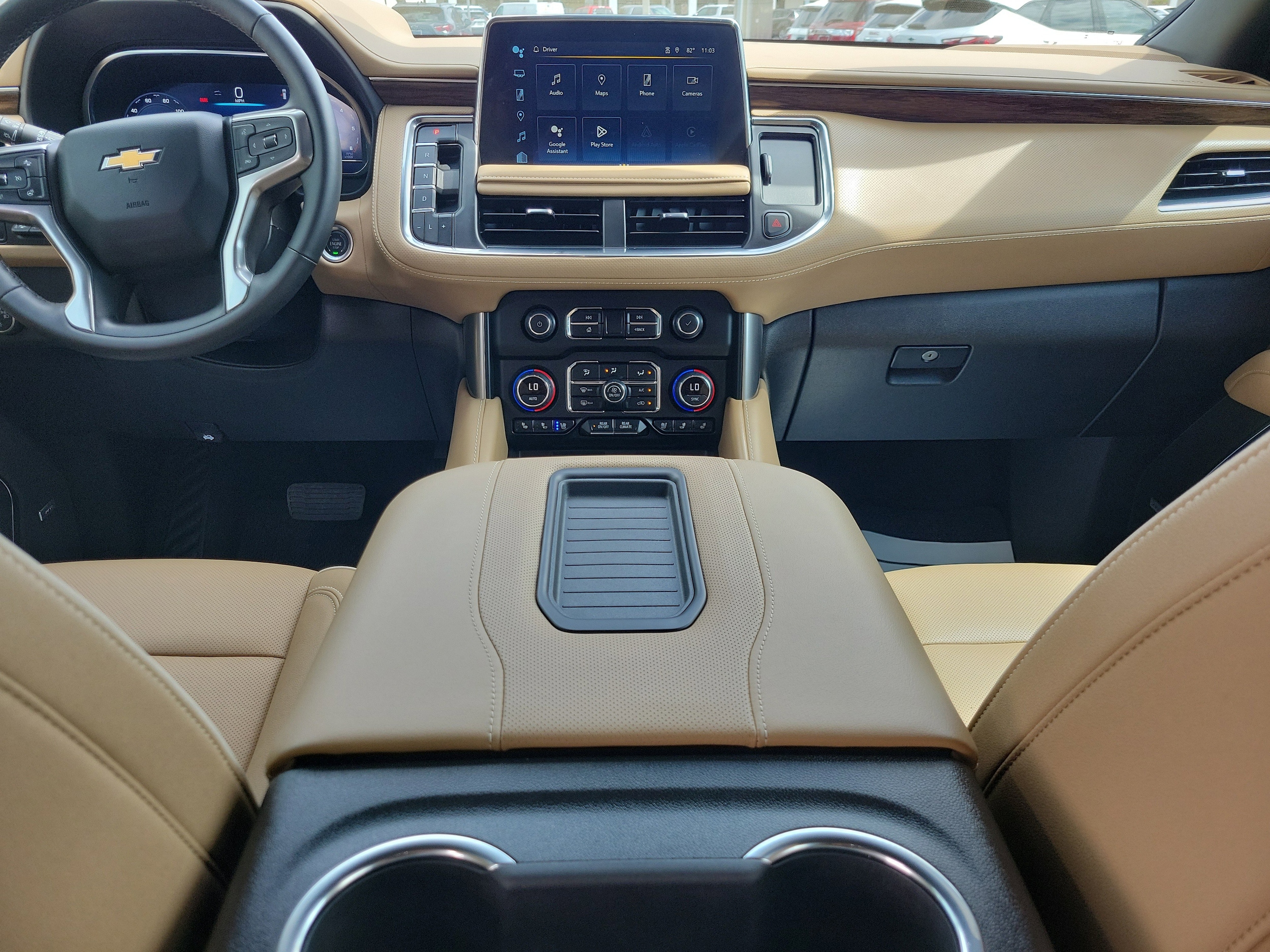 2024 Chevrolet Suburban Premier - Photo 14