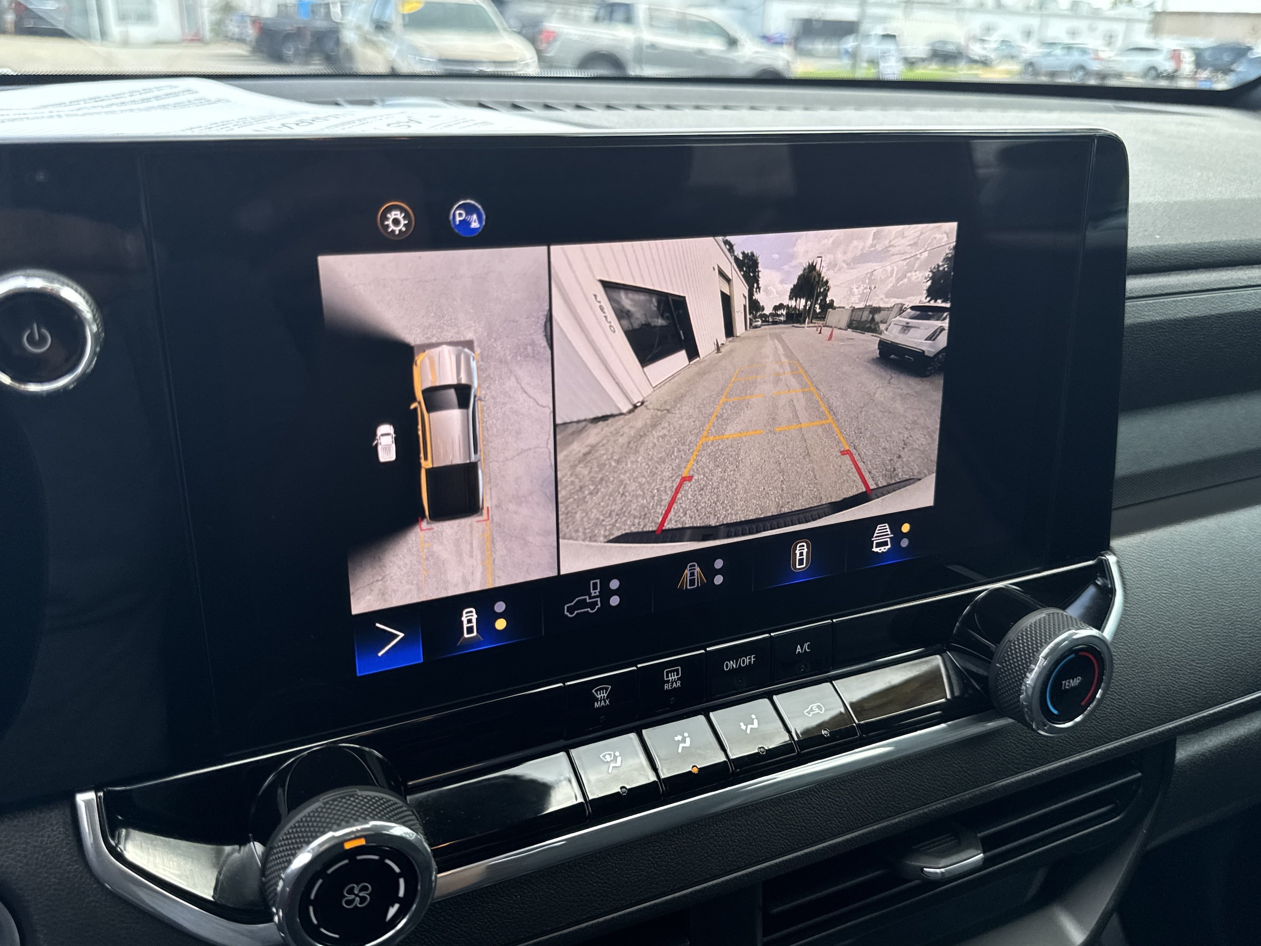 2024 Chevrolet Colorado Trail Boss - Photo 26