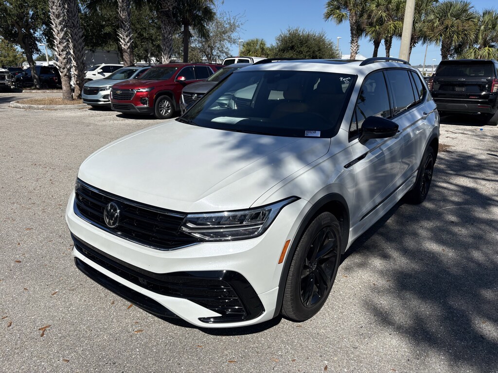 Used 2024 Volkswagen Tiguan 2.0T SE R-Line Black SUV
