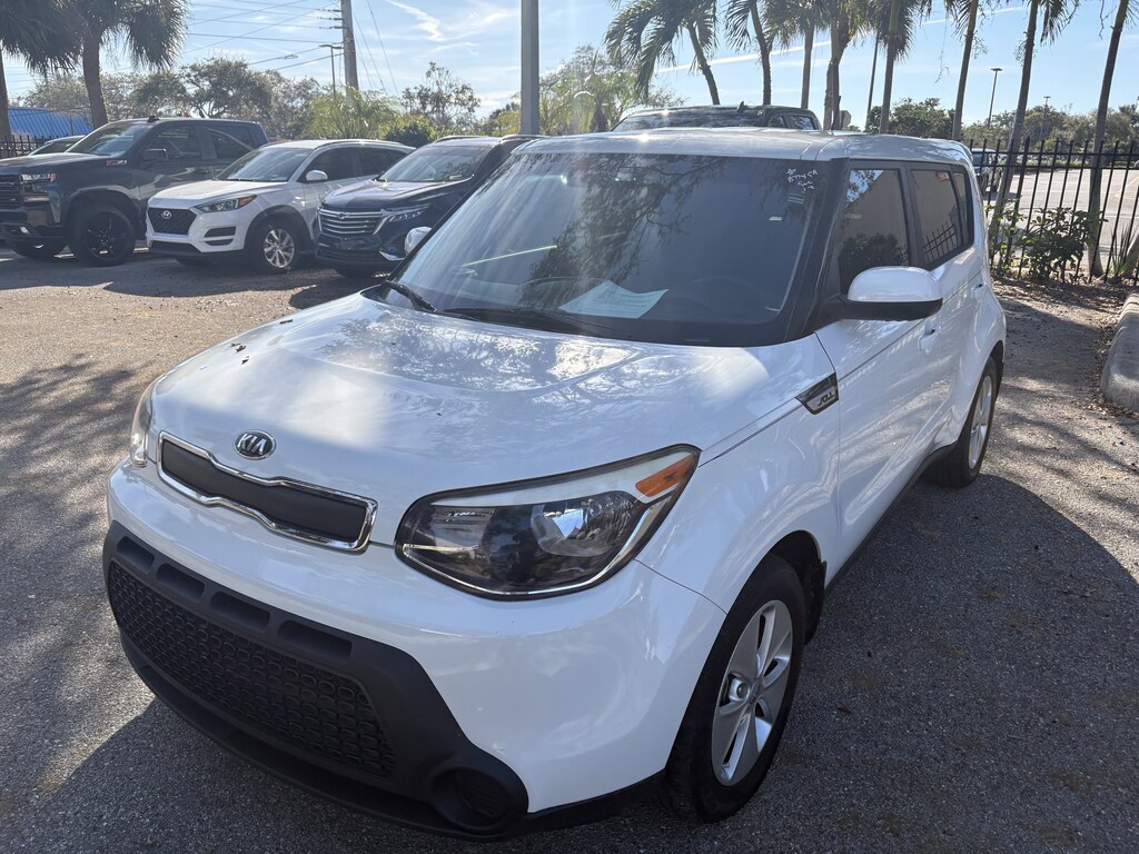 Used 2016 Kia Soul Base Crossover