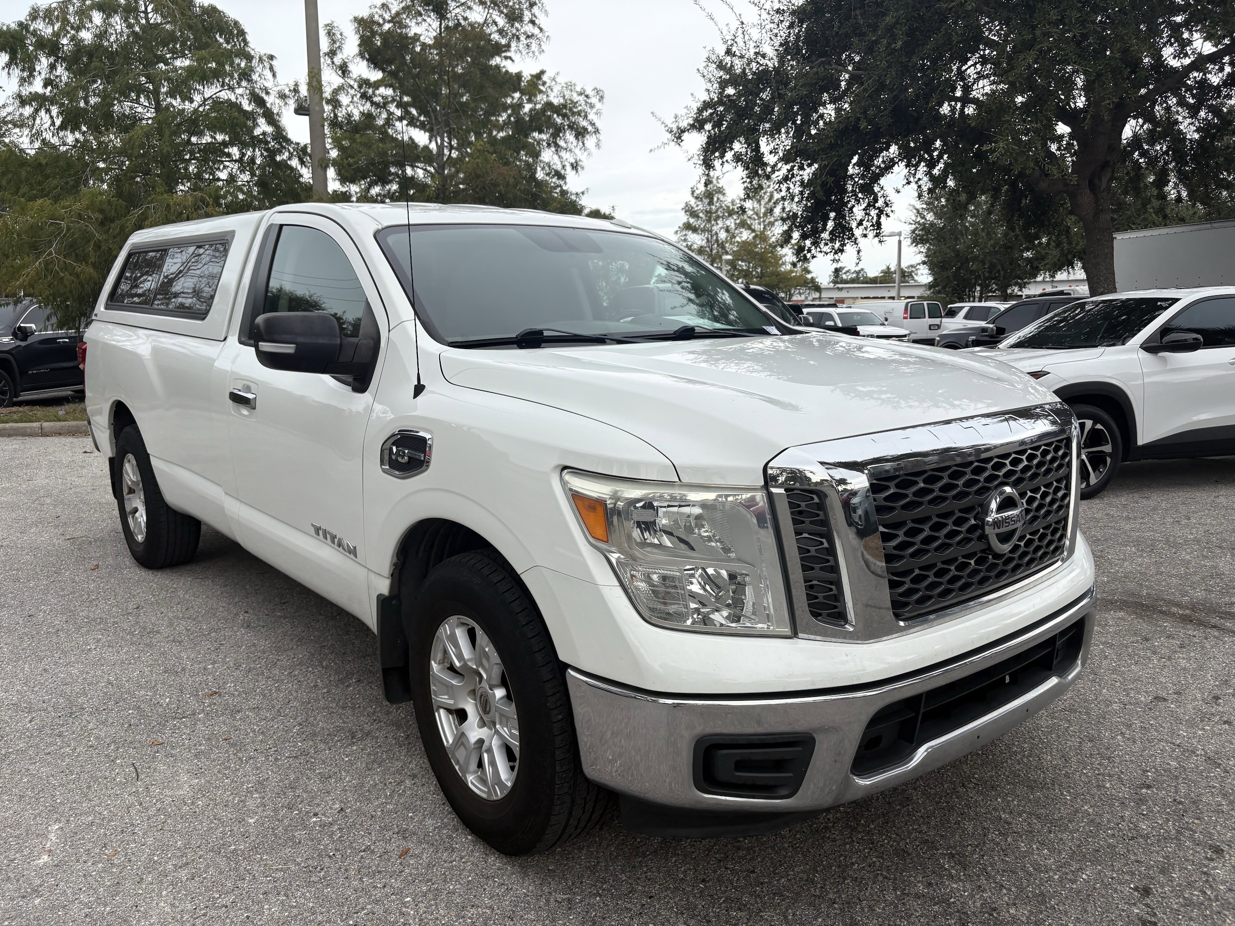 2017 Nissan Titan SV