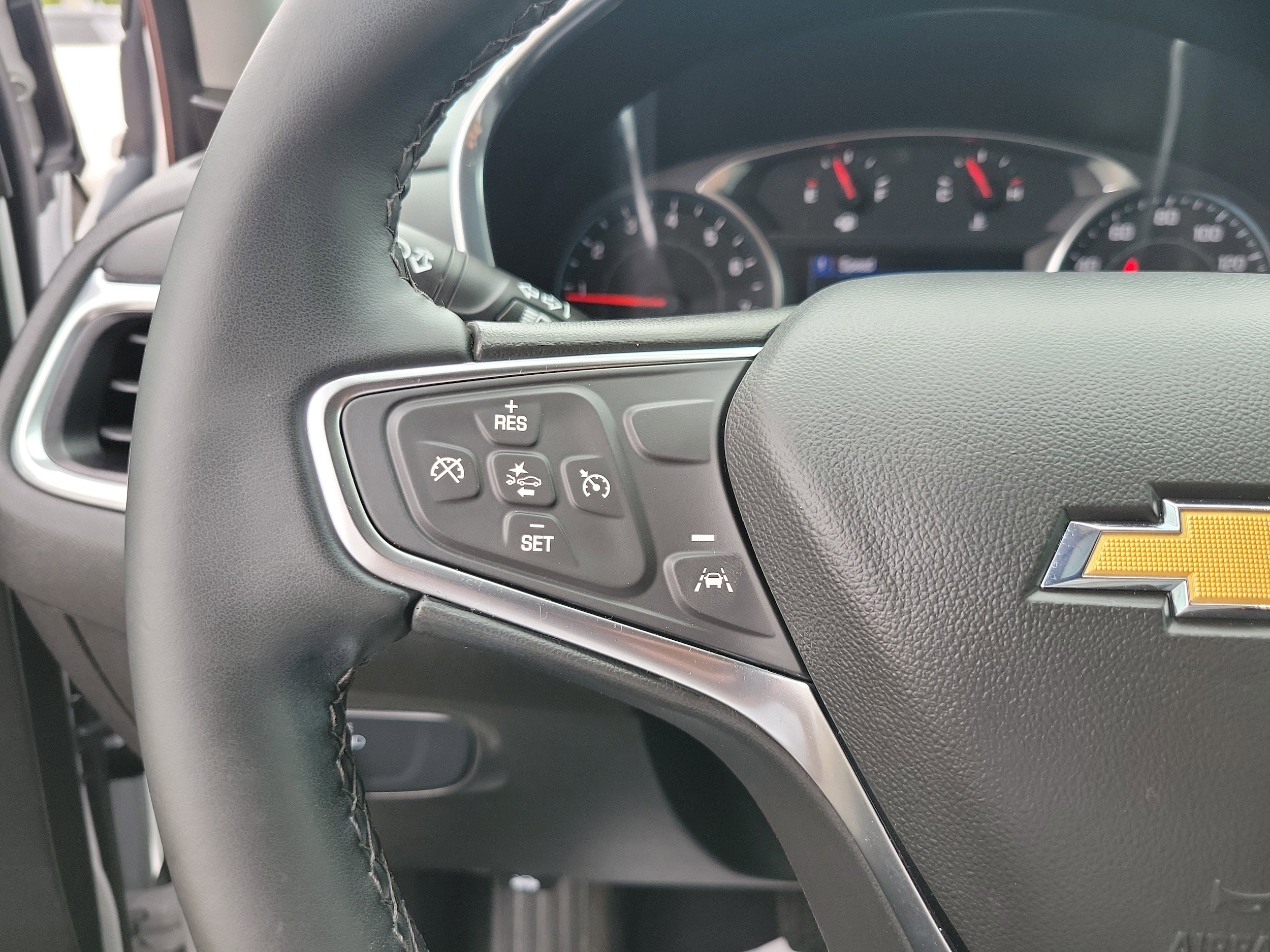 2024 Chevrolet Equinox LT - Photo 26