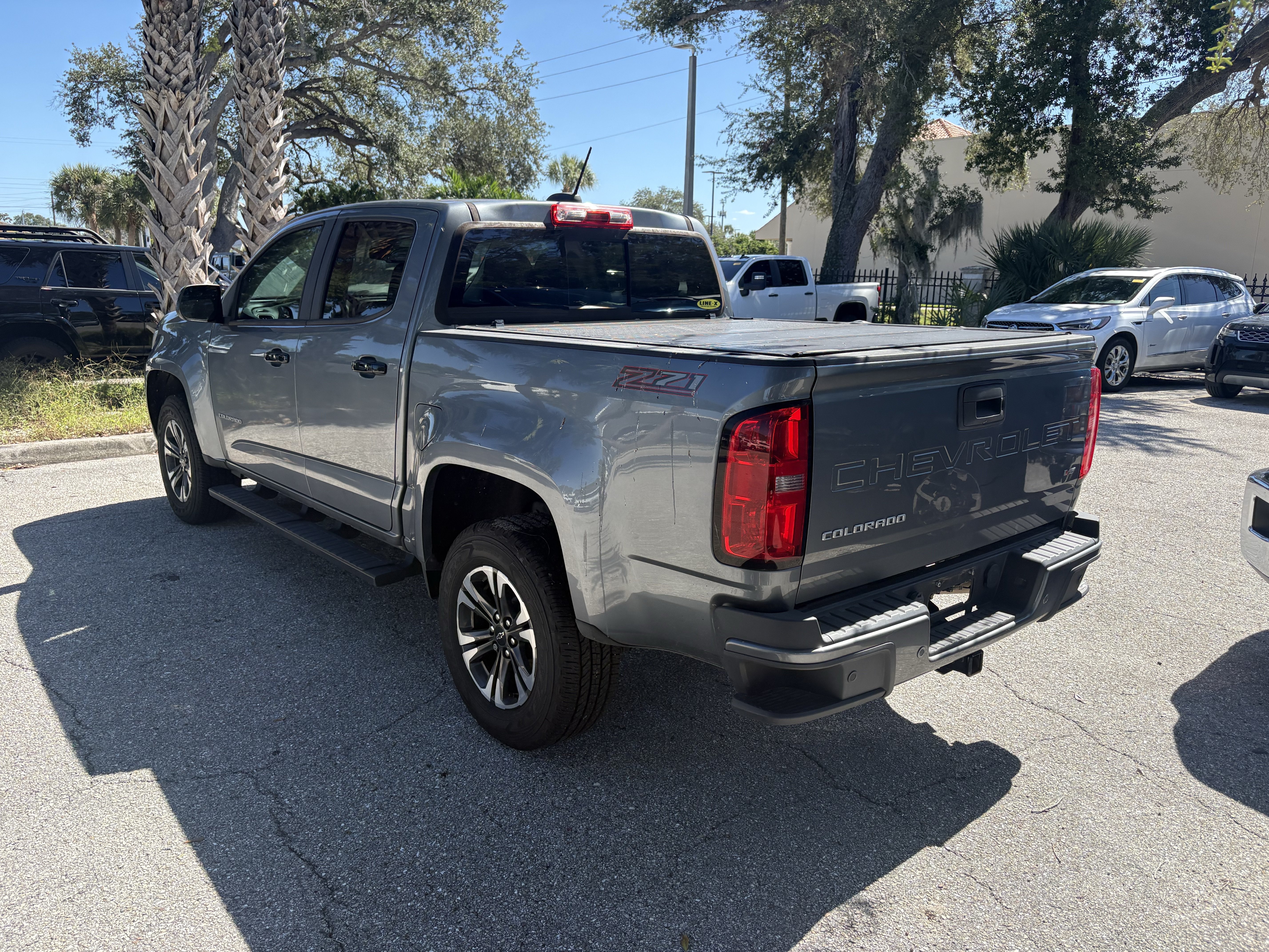 2022 Chevrolet Colorado Z71 - Photo 5