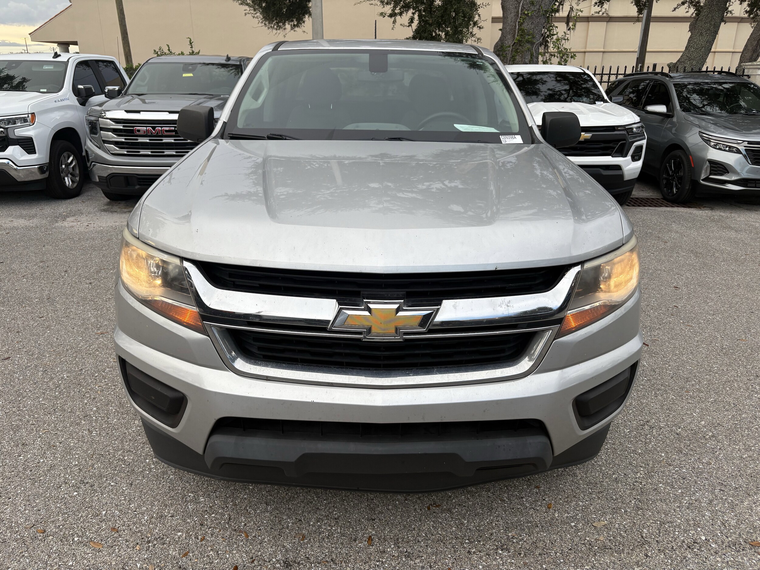 2018 Chevrolet Colorado Work Truck photo 2
