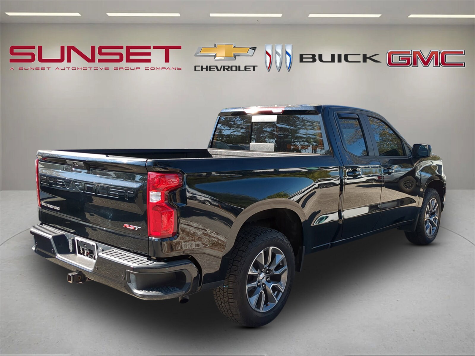 2020 Chevrolet Silverado 1500 RST photo 4